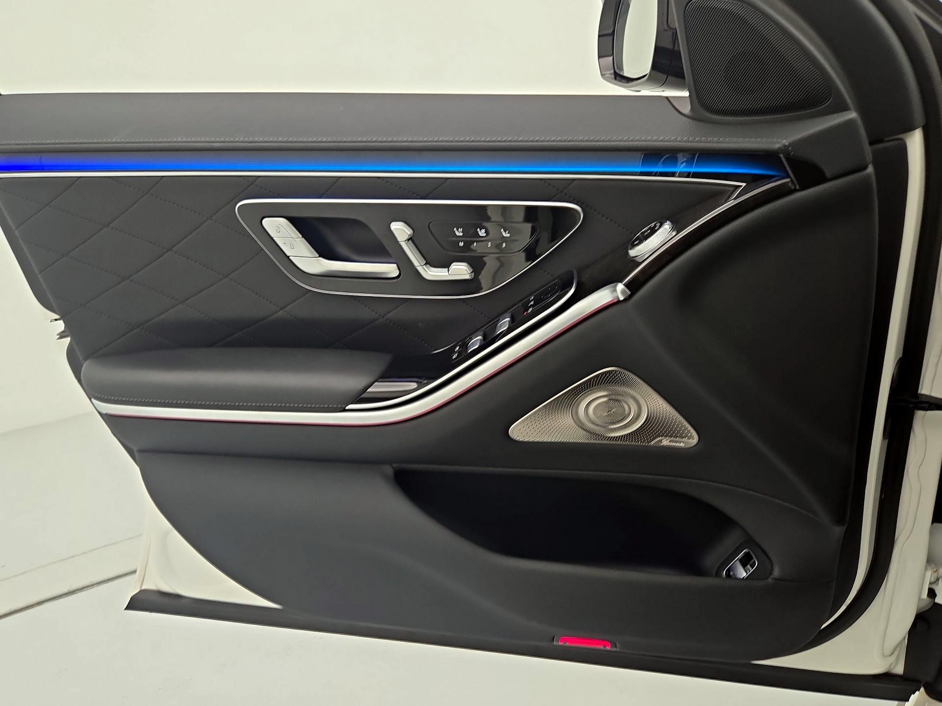 Thumbnail: 2023 Mercedes-Benz S-Class - 12