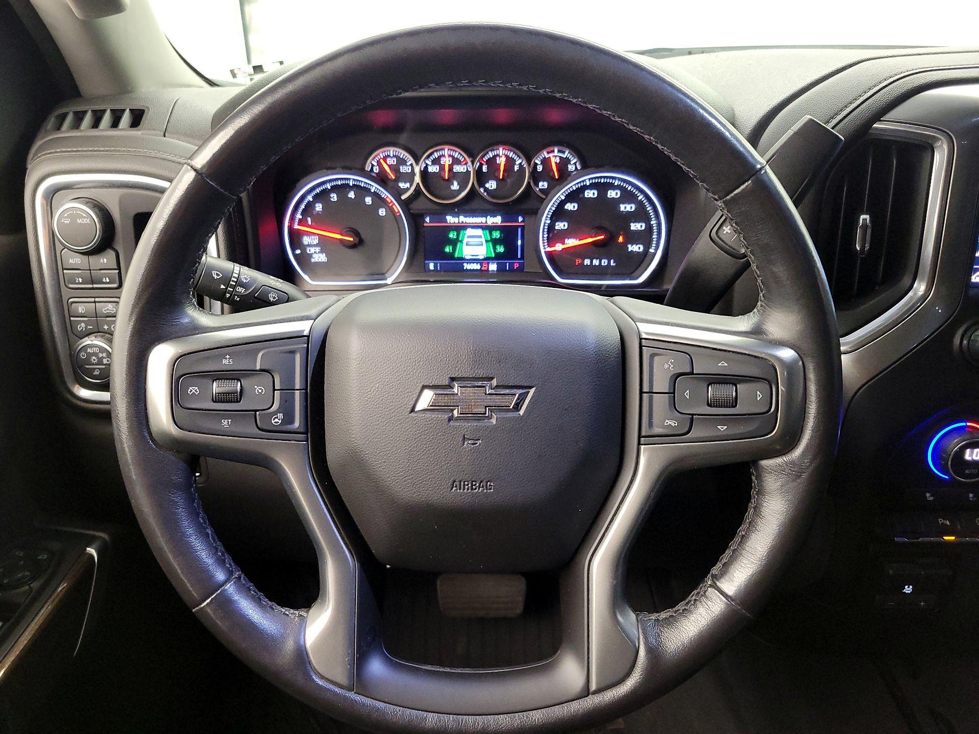 Thumbnail: 2020 Chevrolet Silverado 1500 - 10