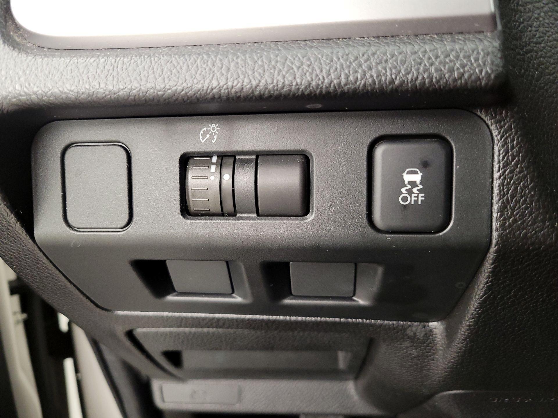 Thumbnail: 2014 Subaru Forester - 13