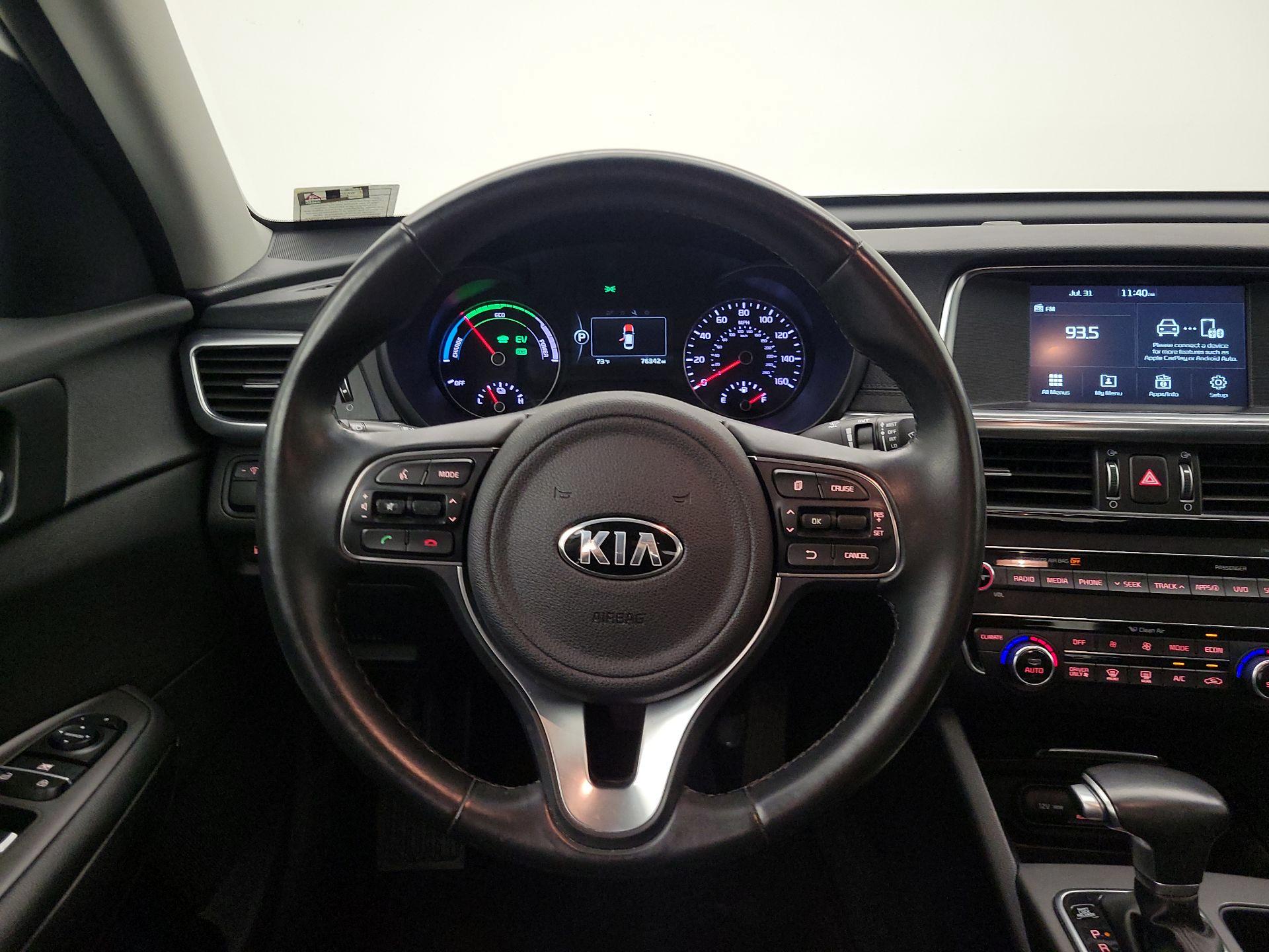 Thumbnail: 2017 Kia Optima - 10