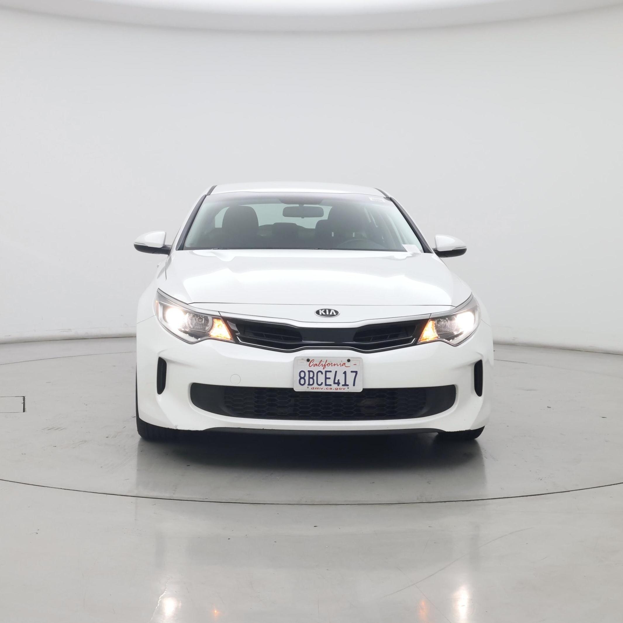 Thumbnail: 2017 Kia Optima - 5
