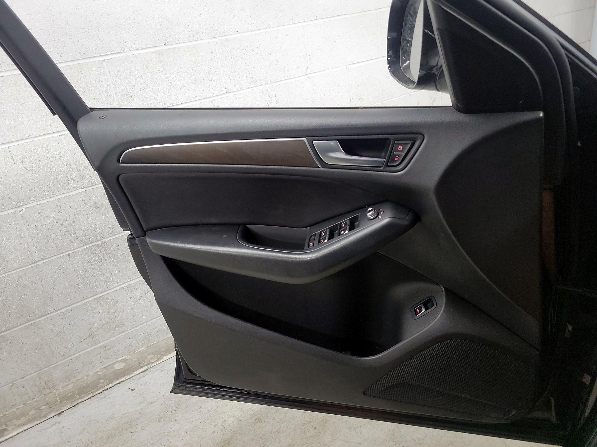 Thumbnail: 2017 Audi Q5 - 12