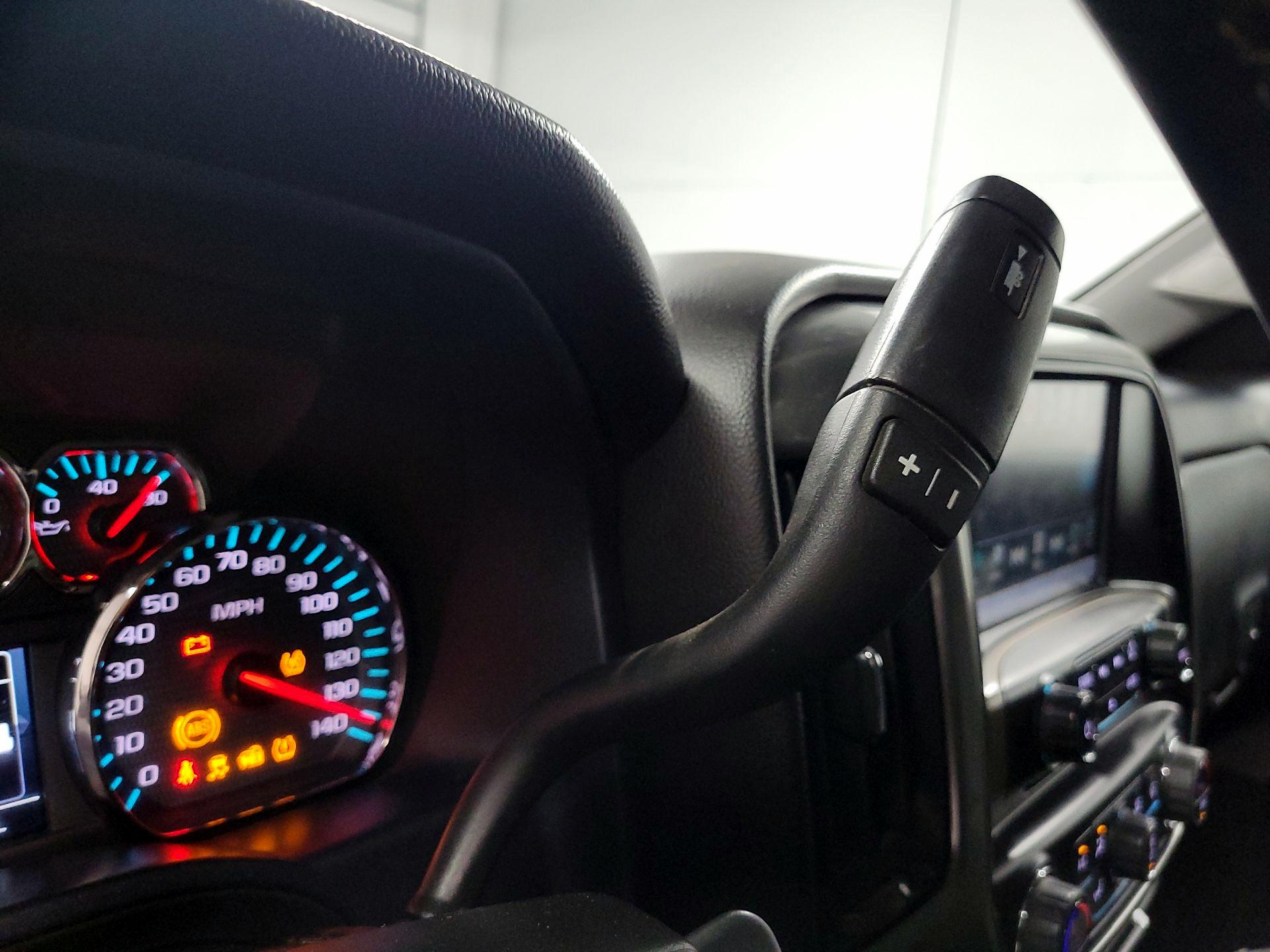 Thumbnail: 2018 Chevrolet Silverado 1500 - 17