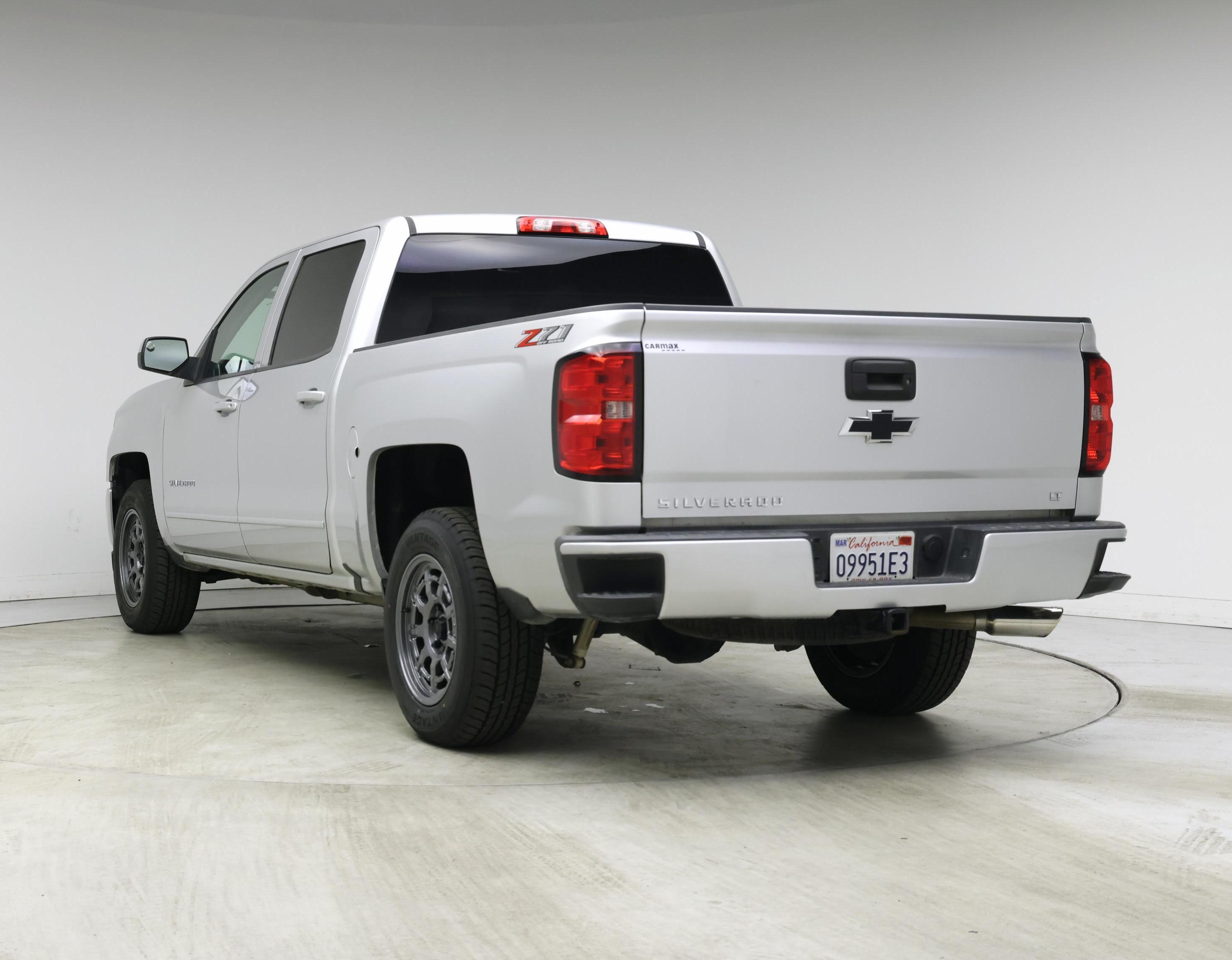 Thumbnail: 2018 Chevrolet Silverado 1500 - 2