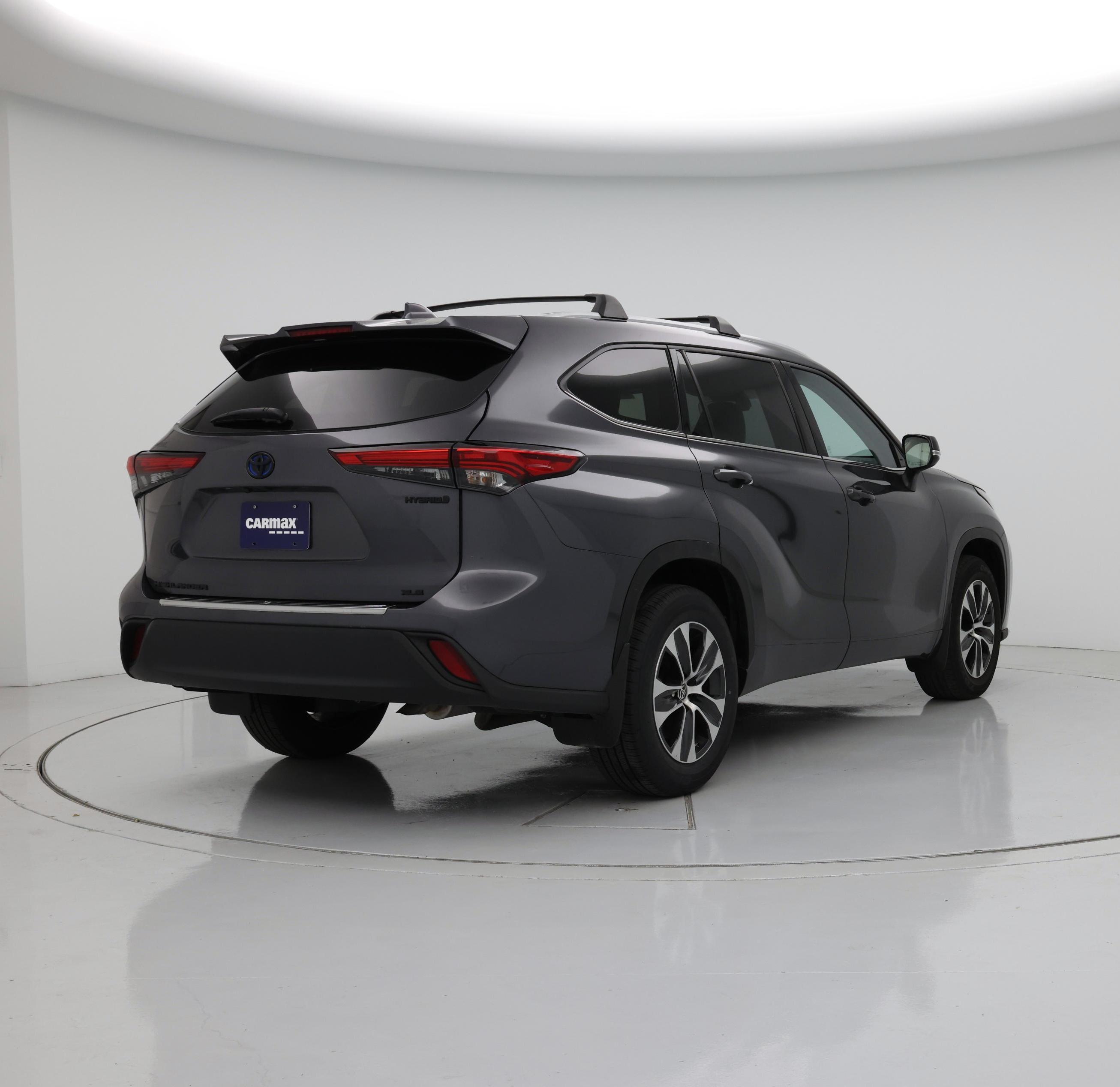 Thumbnail: 2022 Toyota Highlander - 8