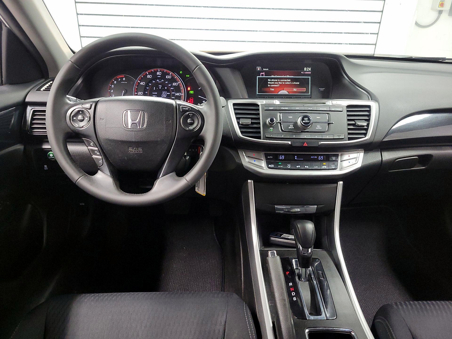Thumbnail: 2015 Honda Accord - 9