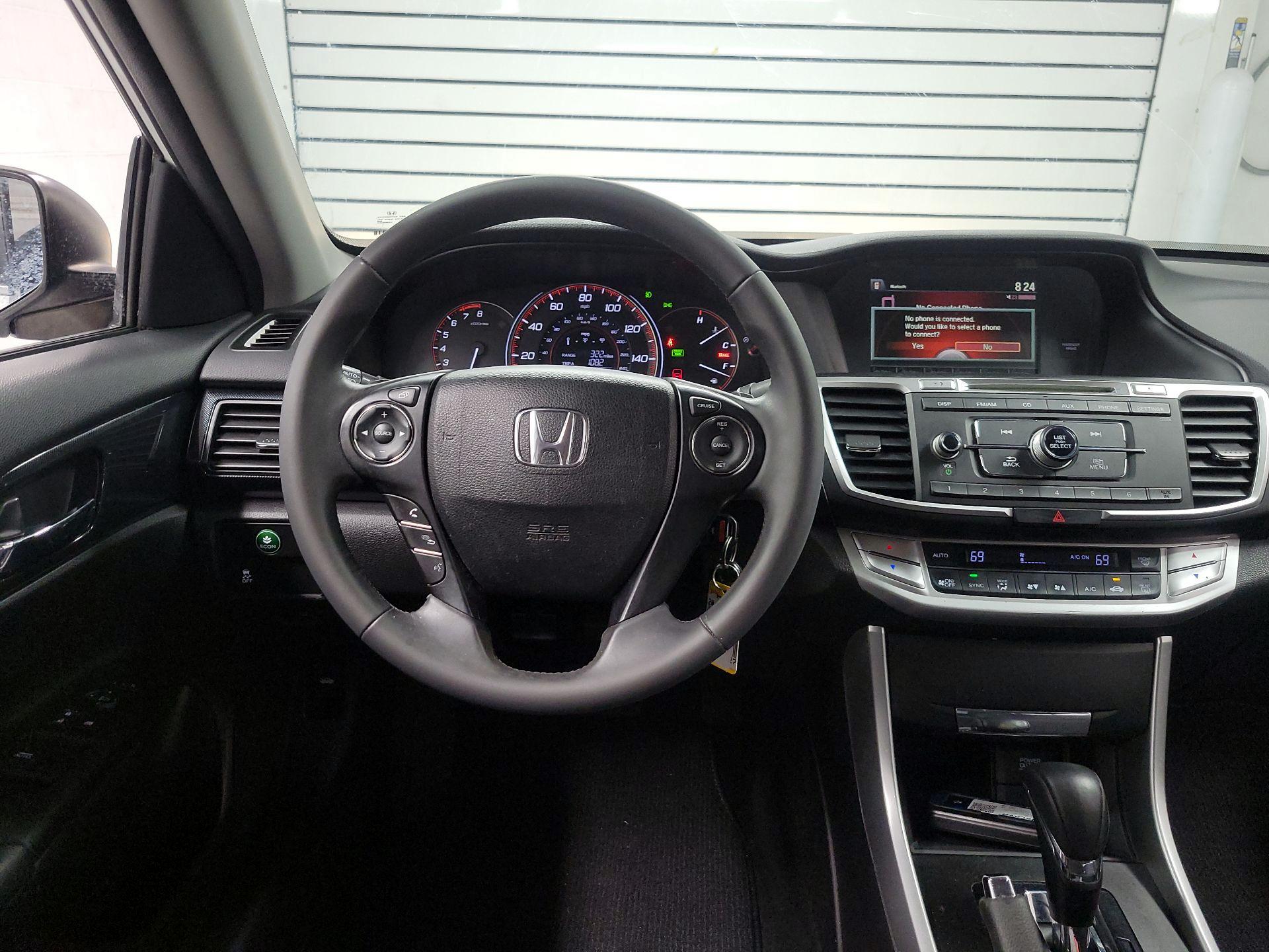 Thumbnail: 2015 Honda Accord - 10