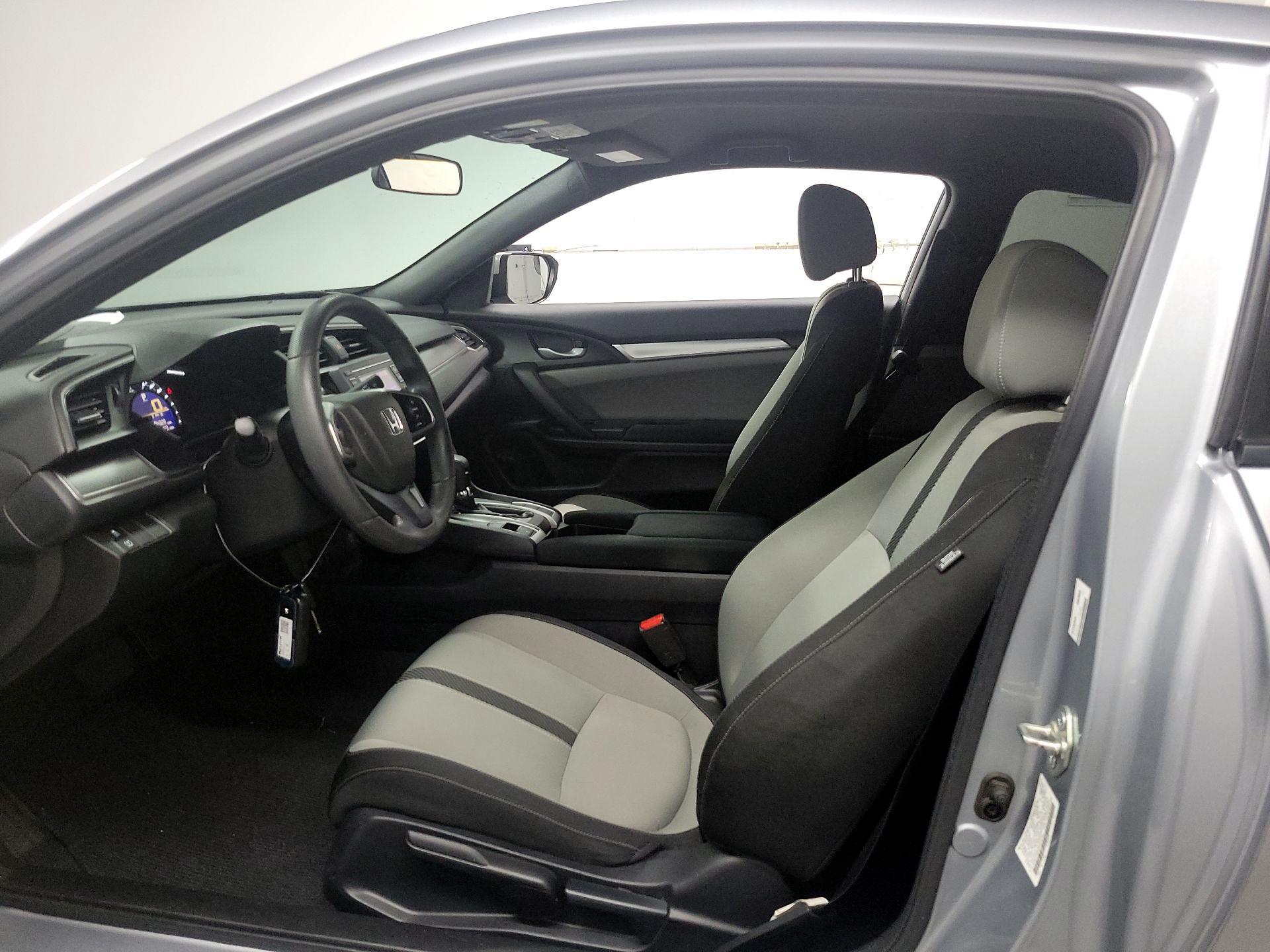 Thumbnail: 2016 Honda Civic - 11
