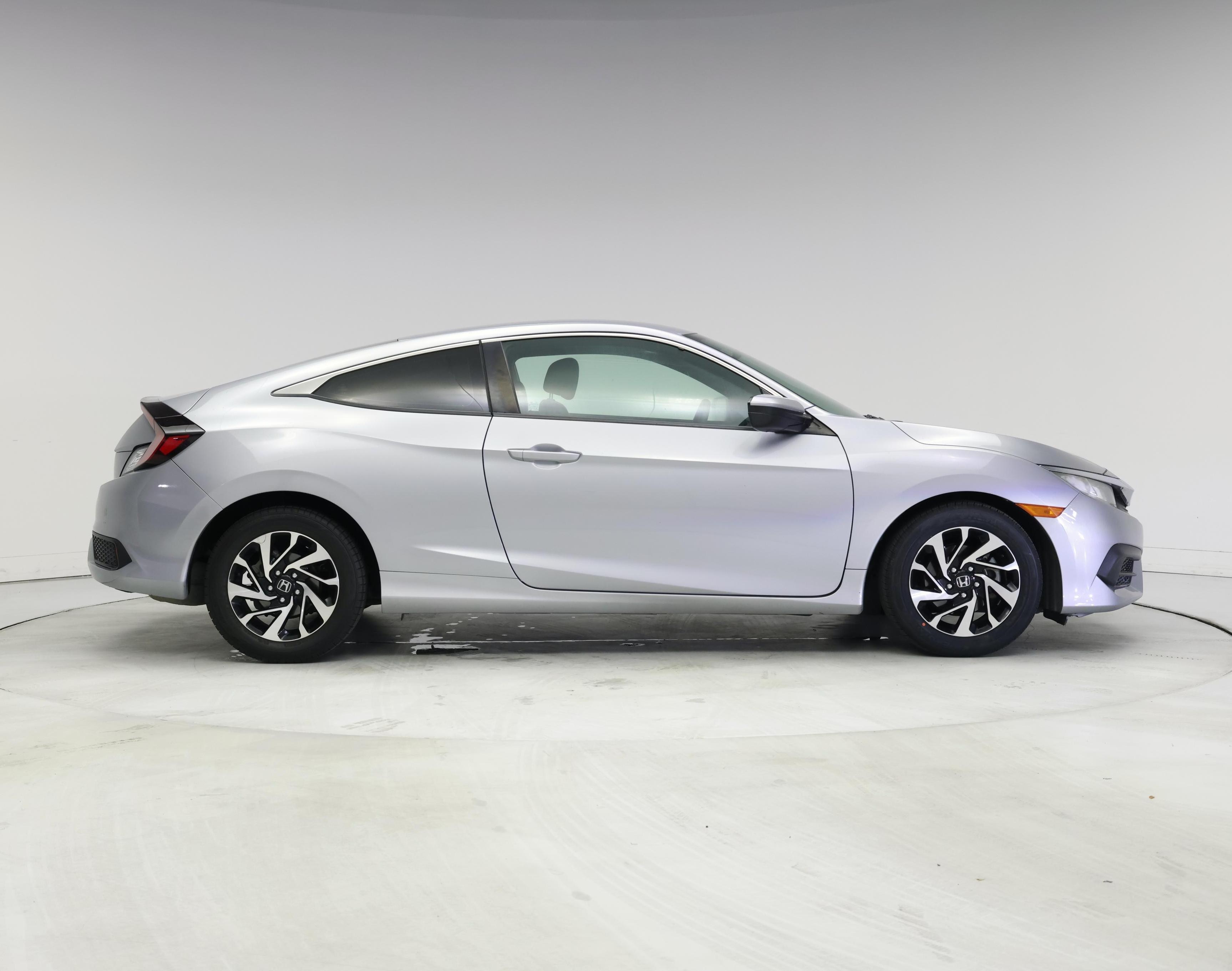 Thumbnail: 2016 Honda Civic - 7