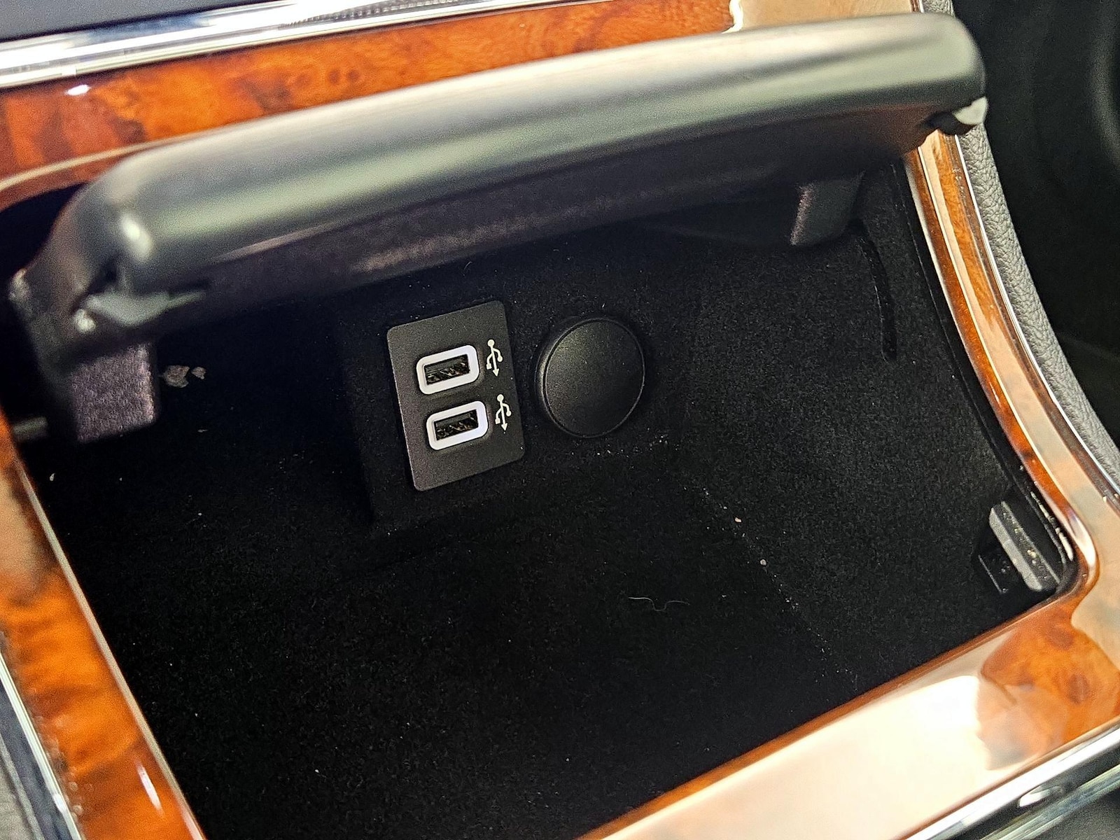 2020 Lincoln Continental Reserve - Photo 20