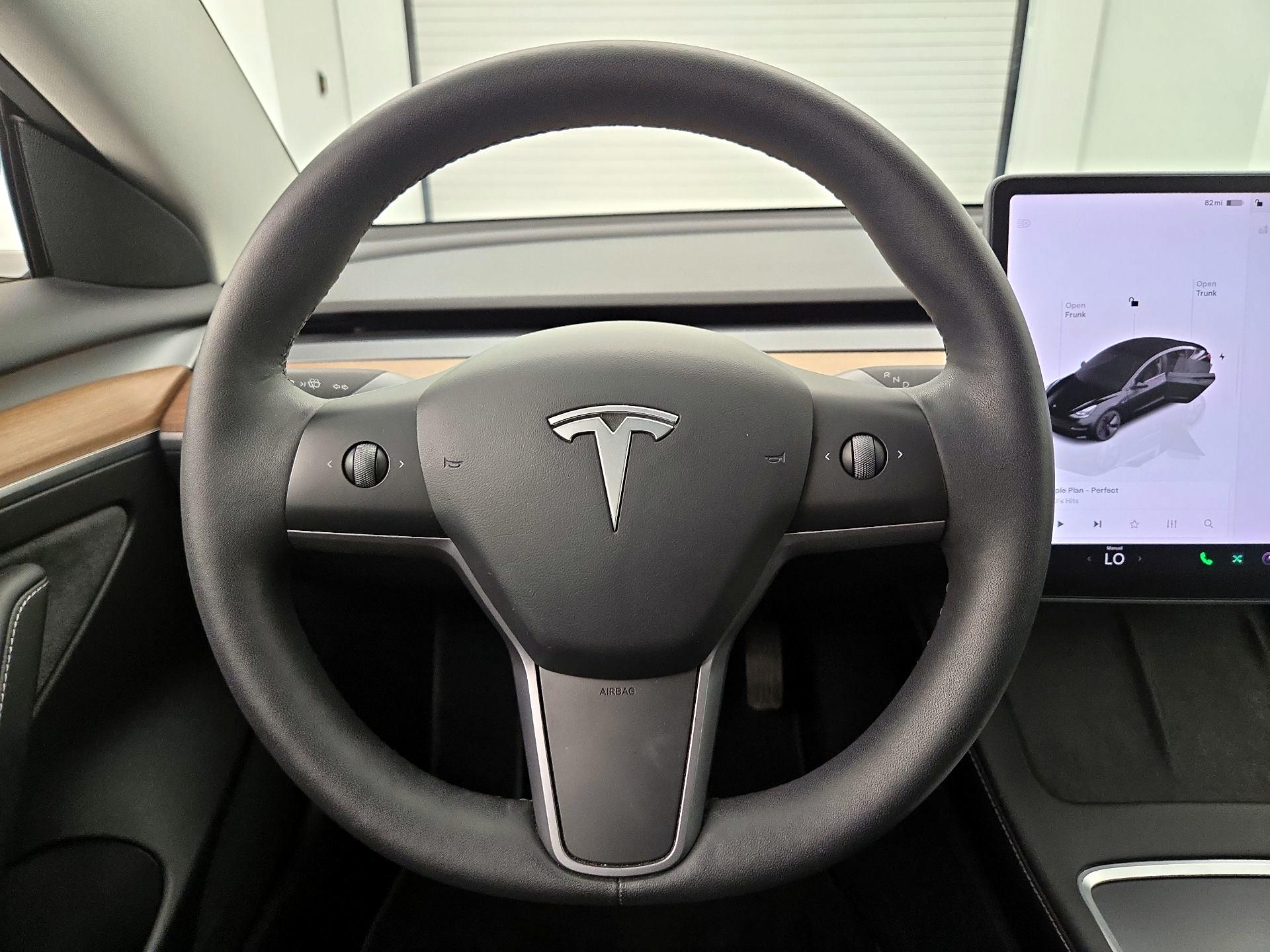 Thumbnail: 2022 Tesla Model 3 - 10