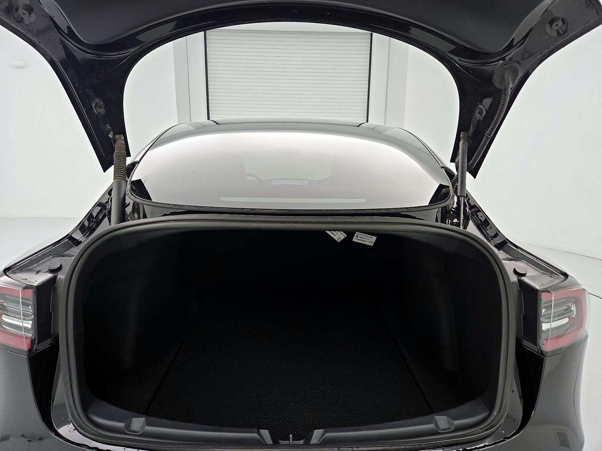 Thumbnail: 2022 Tesla Model 3 - 20