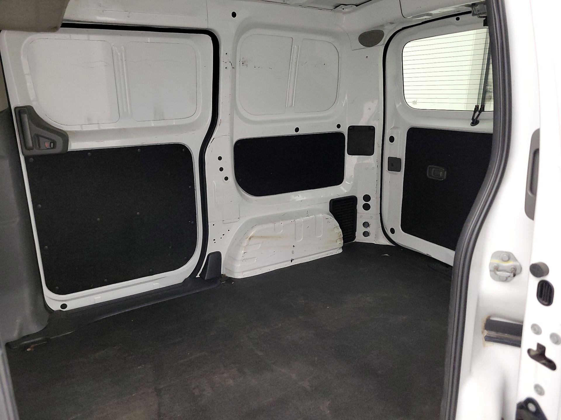 Thumbnail: 2017 Nissan NV200 - 18