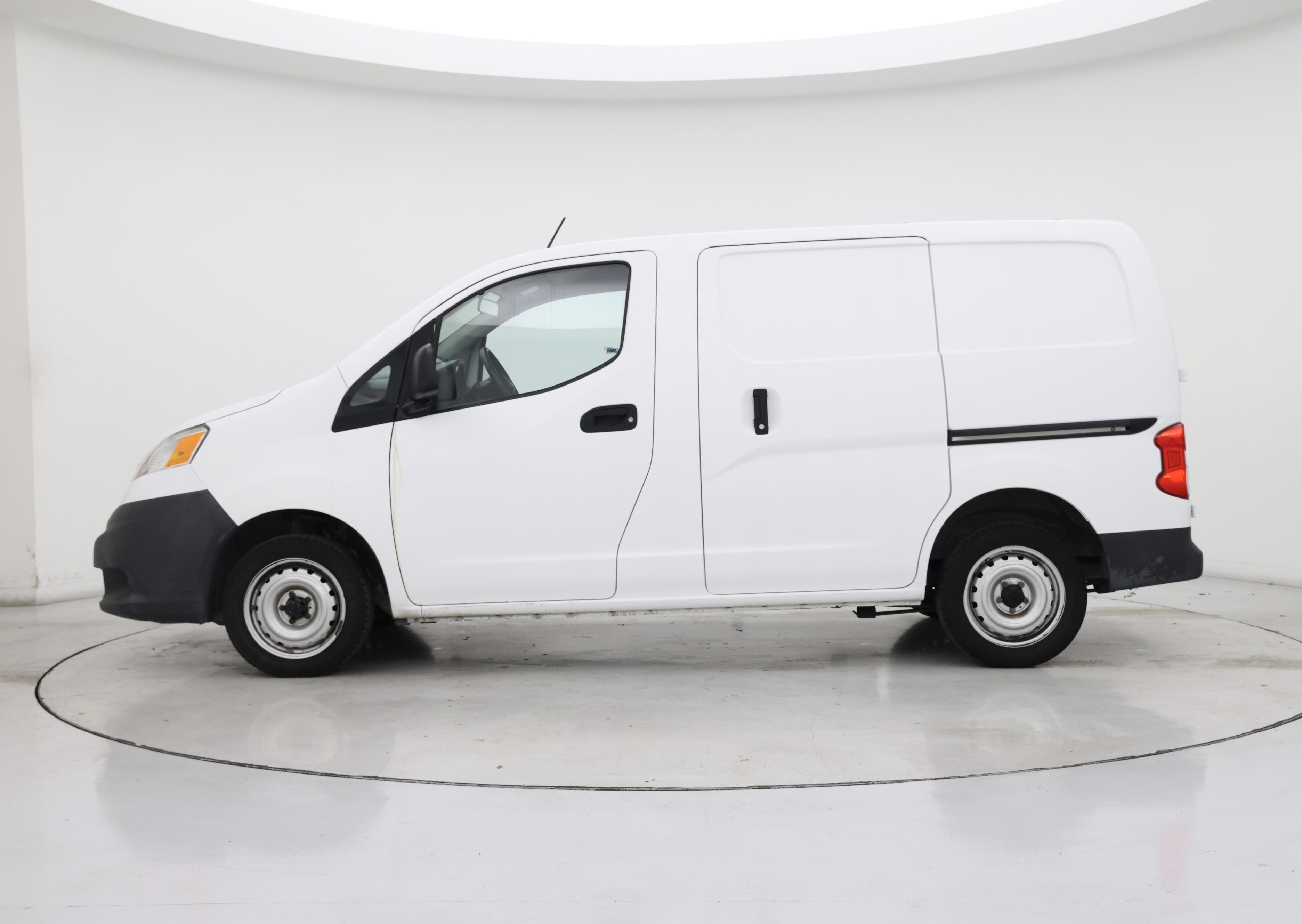 Thumbnail: 2017 Nissan NV200 - 3