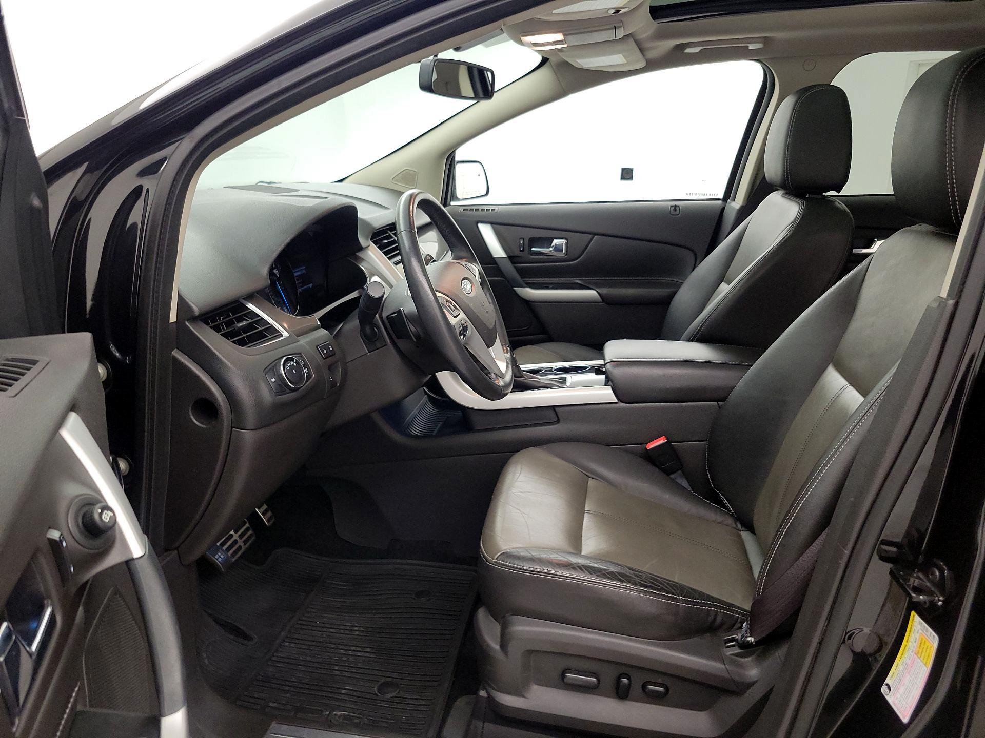 Thumbnail: 2013 Ford Edge - 11