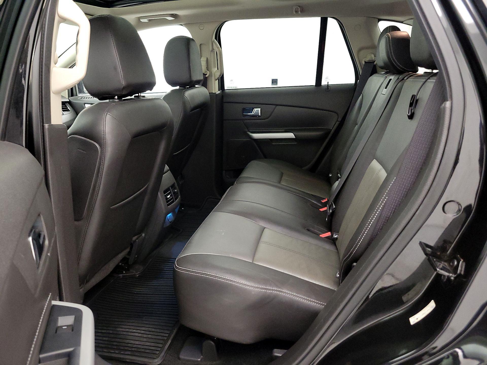 Thumbnail: 2013 Ford Edge - 20