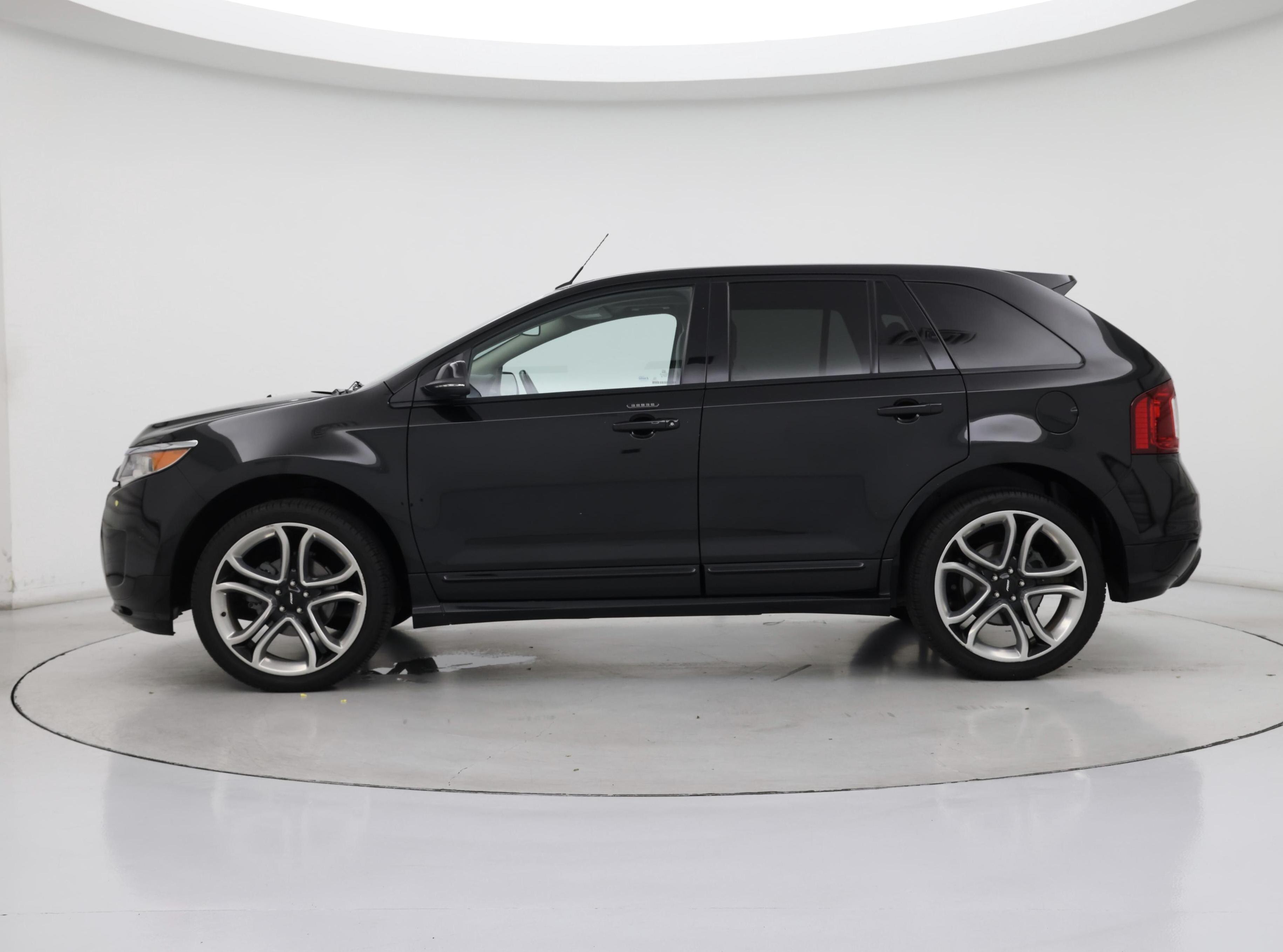 Thumbnail: 2013 Ford Edge - 3