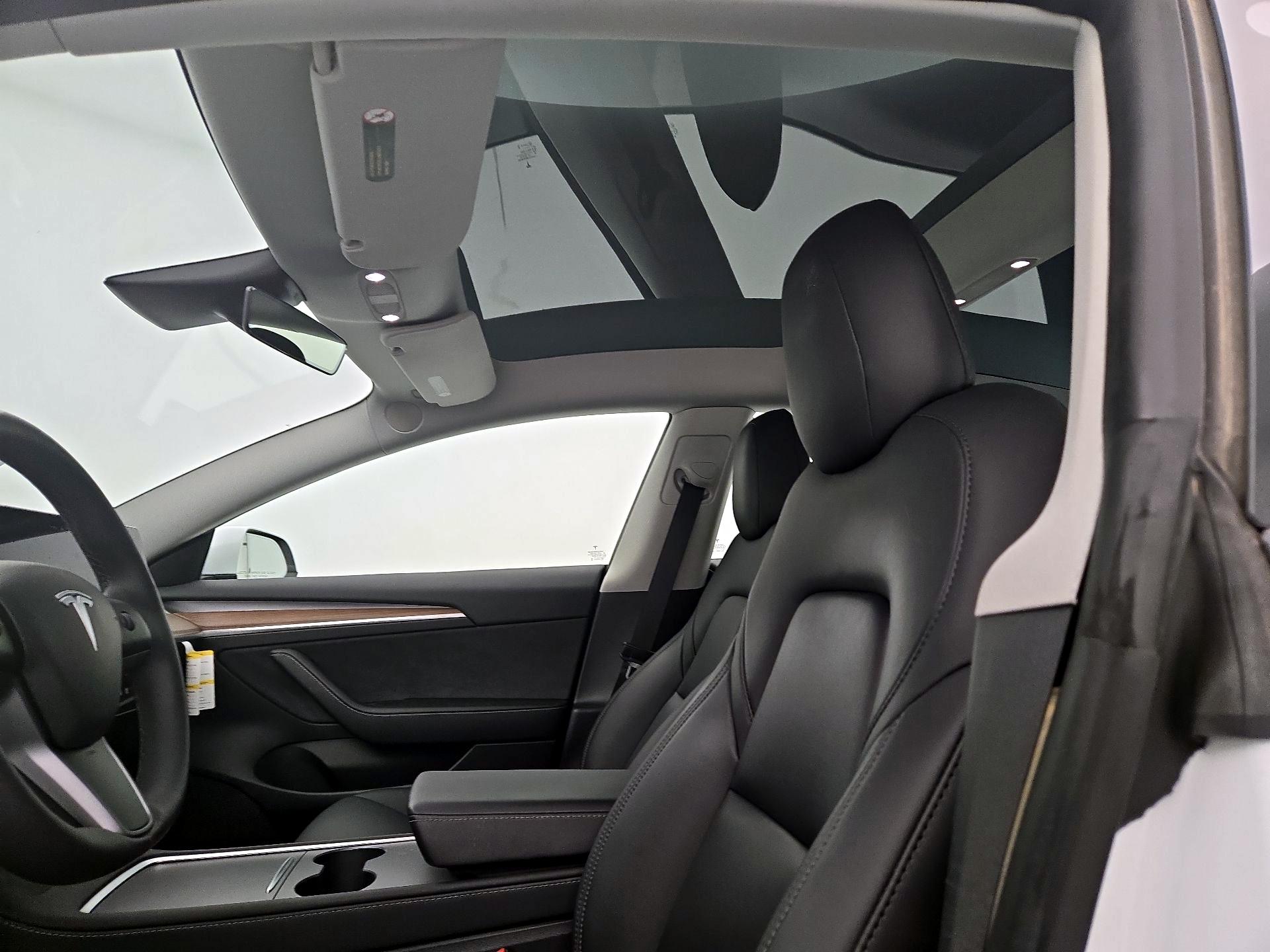 Thumbnail: 2023 Tesla Model 3 - 18