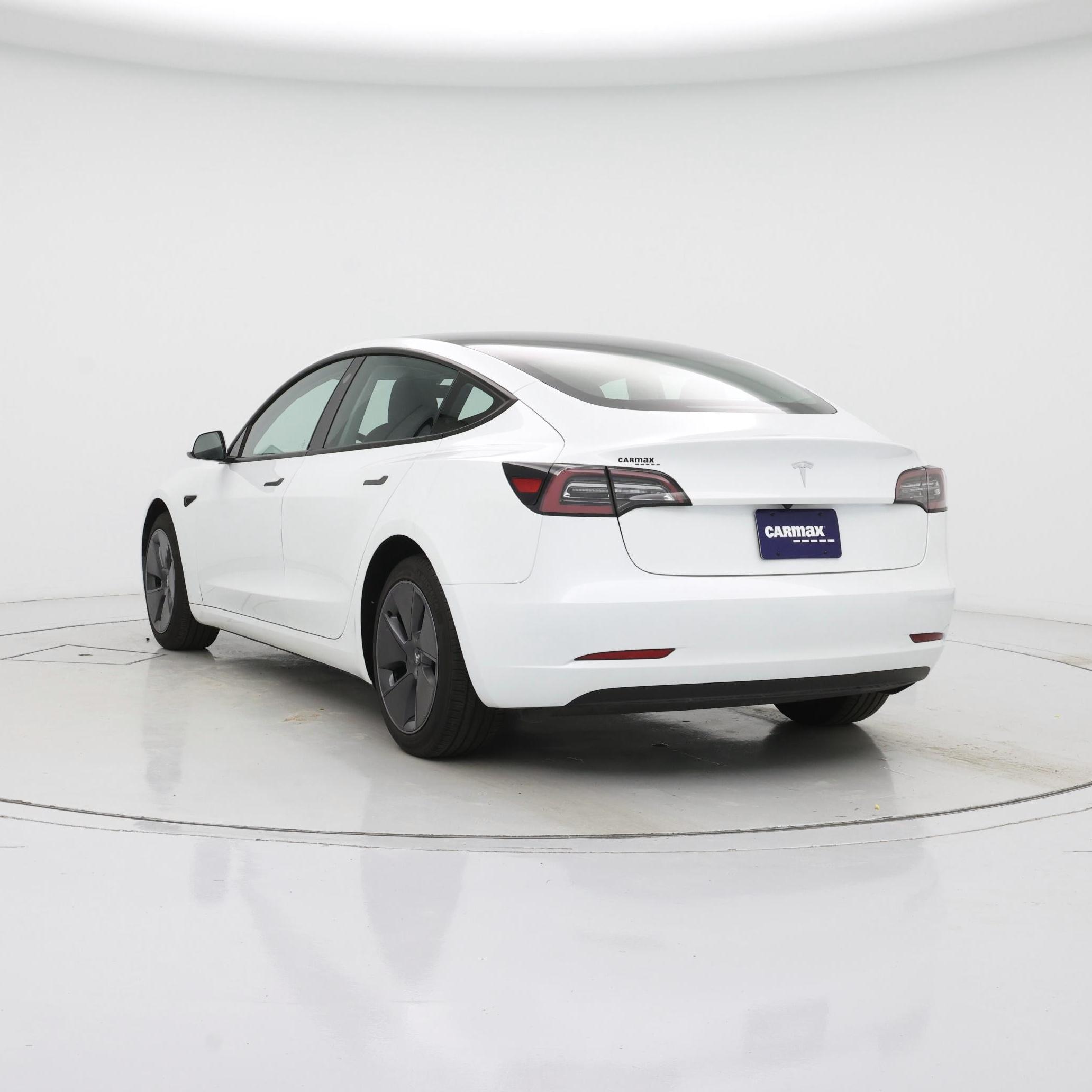 Thumbnail: 2023 Tesla Model 3 - 2