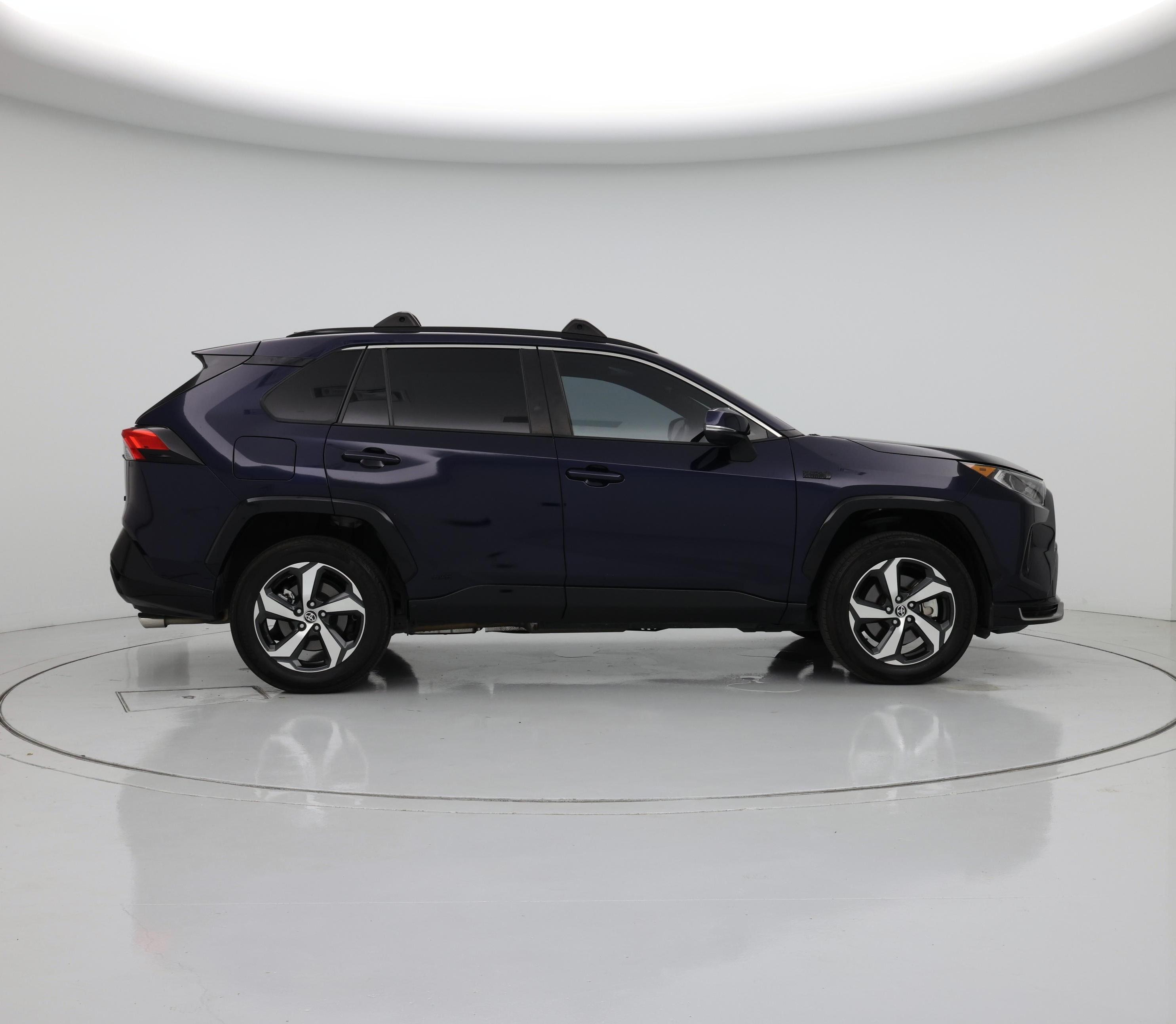 Thumbnail: 2021 Toyota RAV4 - 7