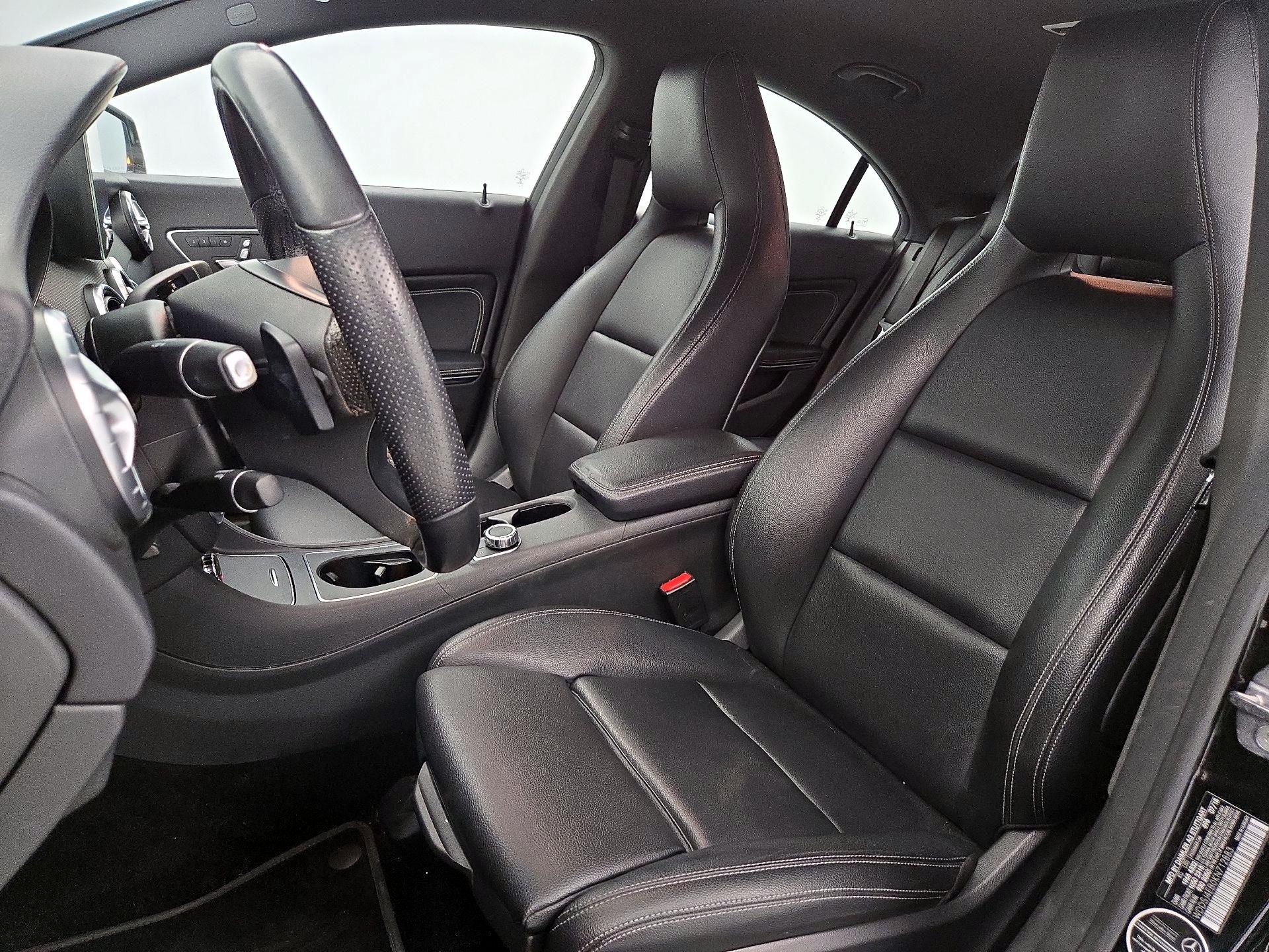 Thumbnail: 2019 Mercedes-Benz CLA - 11