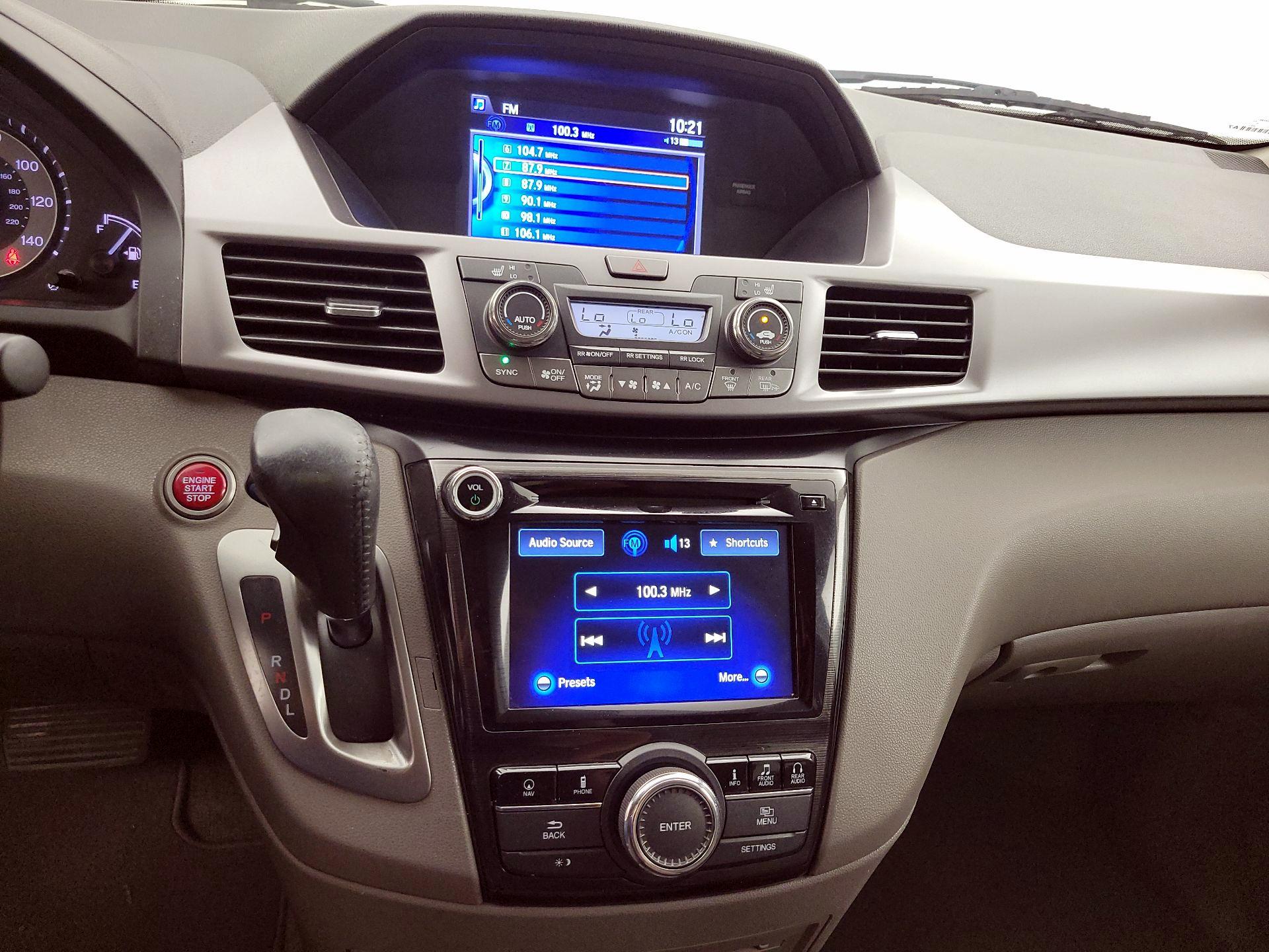 Thumbnail: 2014 Honda Odyssey - 16