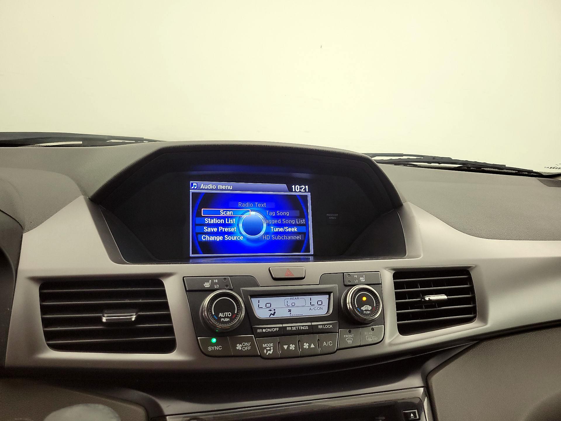 Thumbnail: 2014 Honda Odyssey - 17