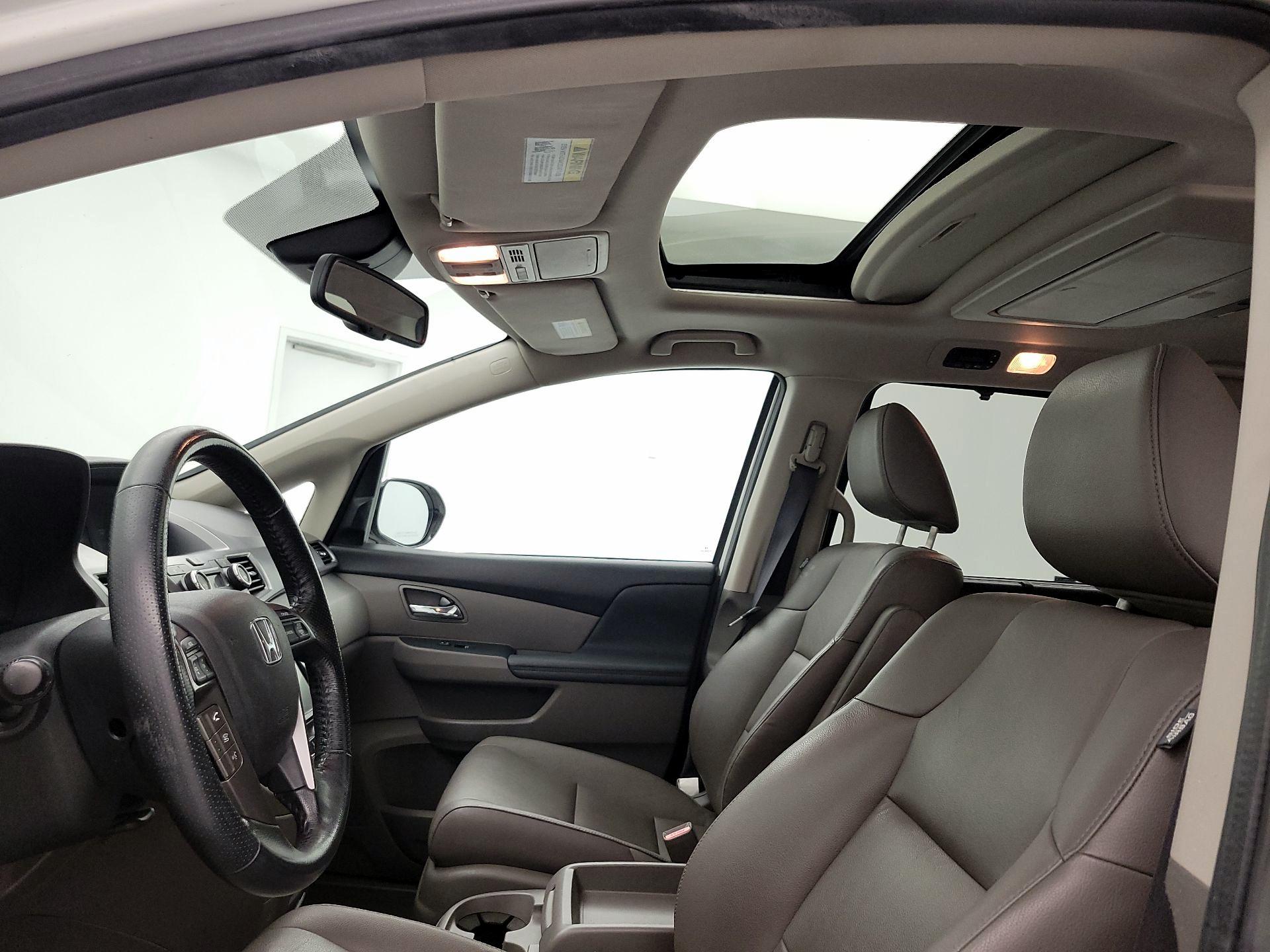 Thumbnail: 2014 Honda Odyssey - 20