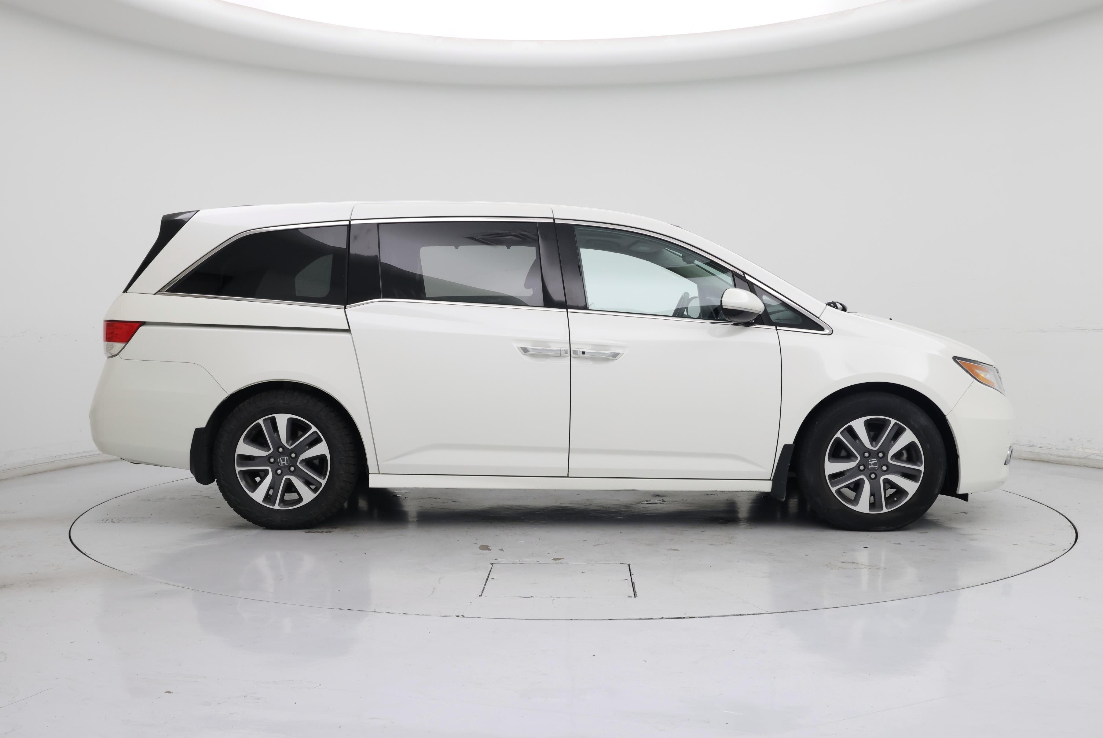 Thumbnail: 2014 Honda Odyssey - 7