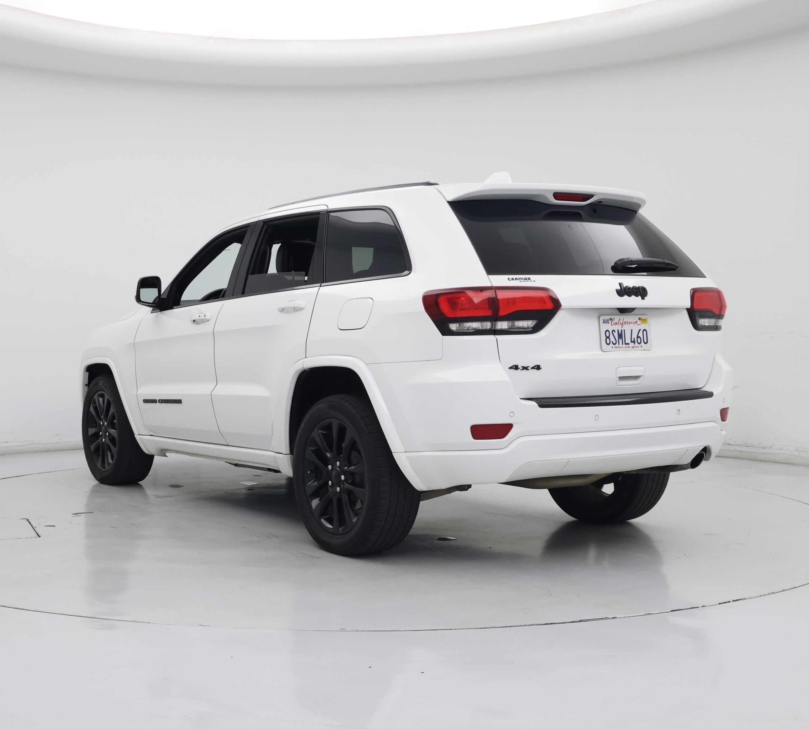 Thumbnail: 2017 Jeep Grand Cherokee - 2