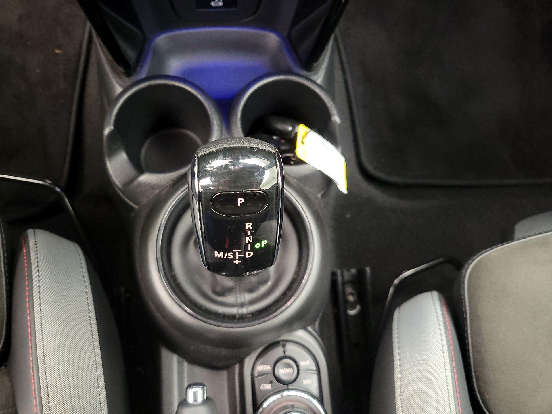 Thumbnail: 2022 MINI Cooper - 18