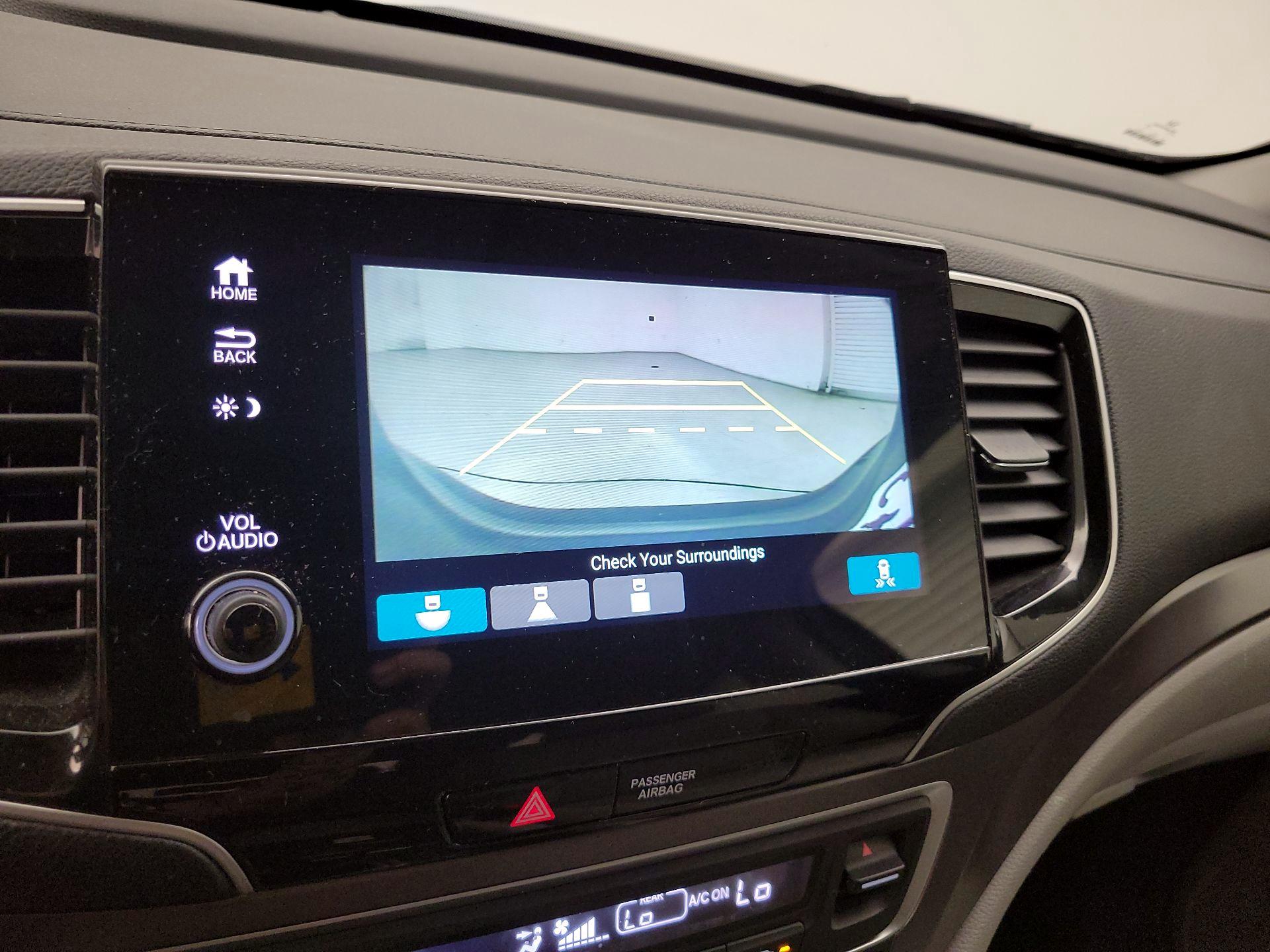 Thumbnail: 2020 Honda Pilot - 14