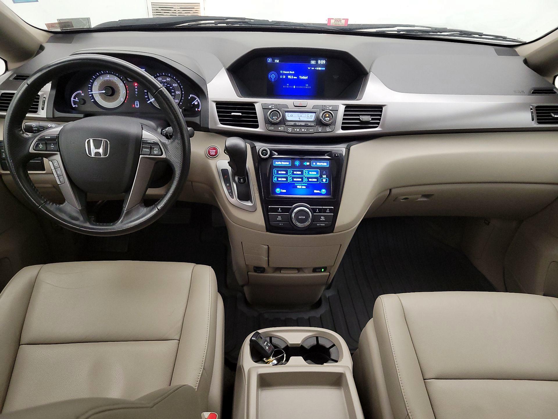 Thumbnail: 2015 Honda Odyssey - 9