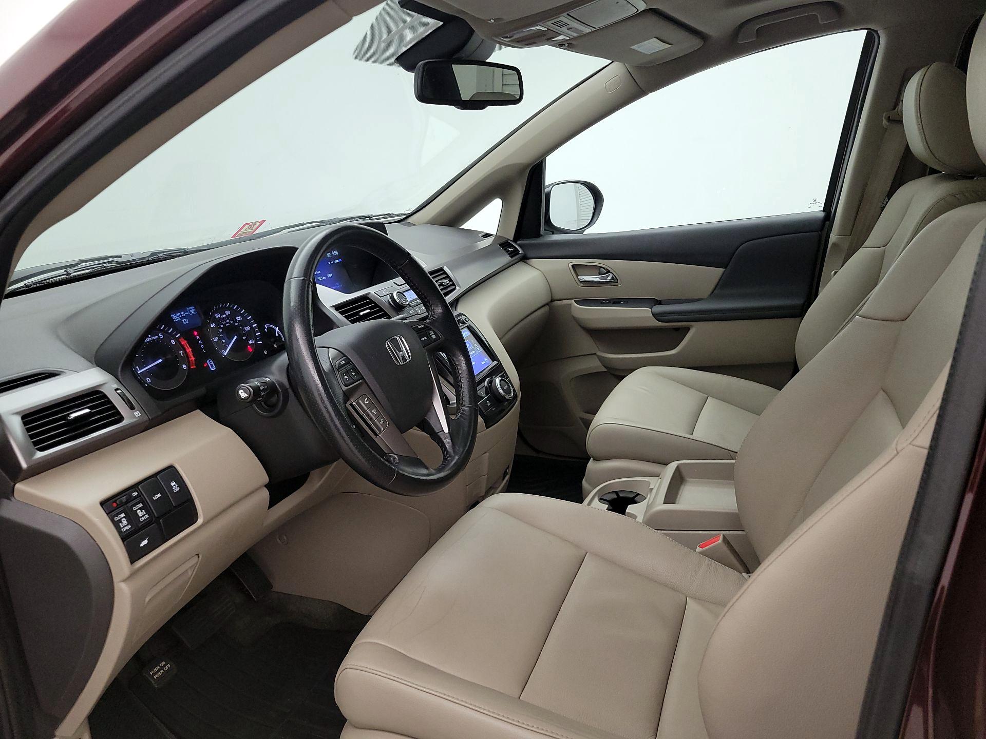 Thumbnail: 2015 Honda Odyssey - 11