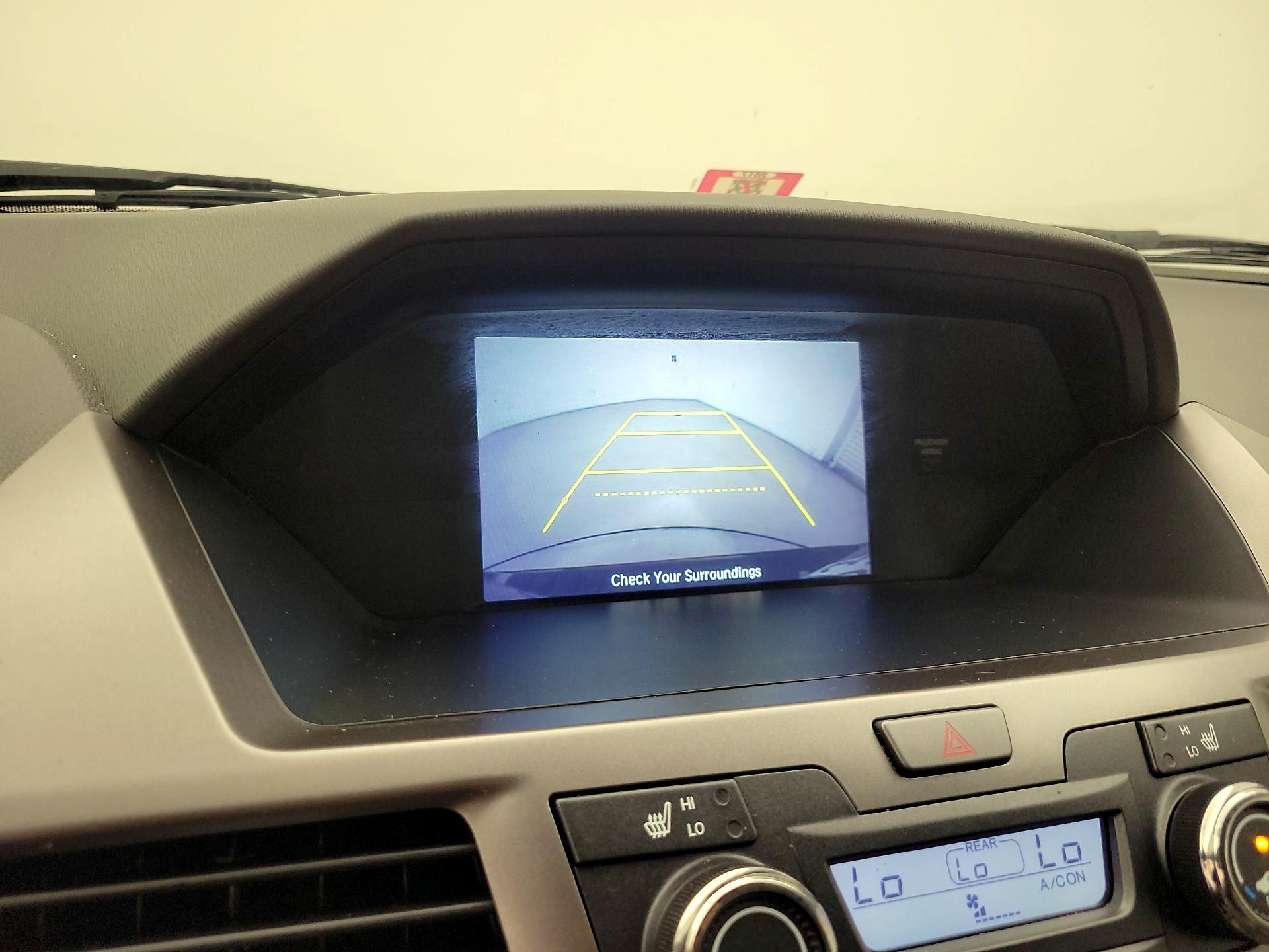 Thumbnail: 2015 Honda Odyssey - 14