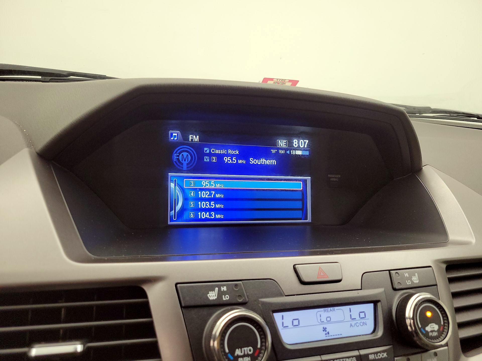 Thumbnail: 2015 Honda Odyssey - 15