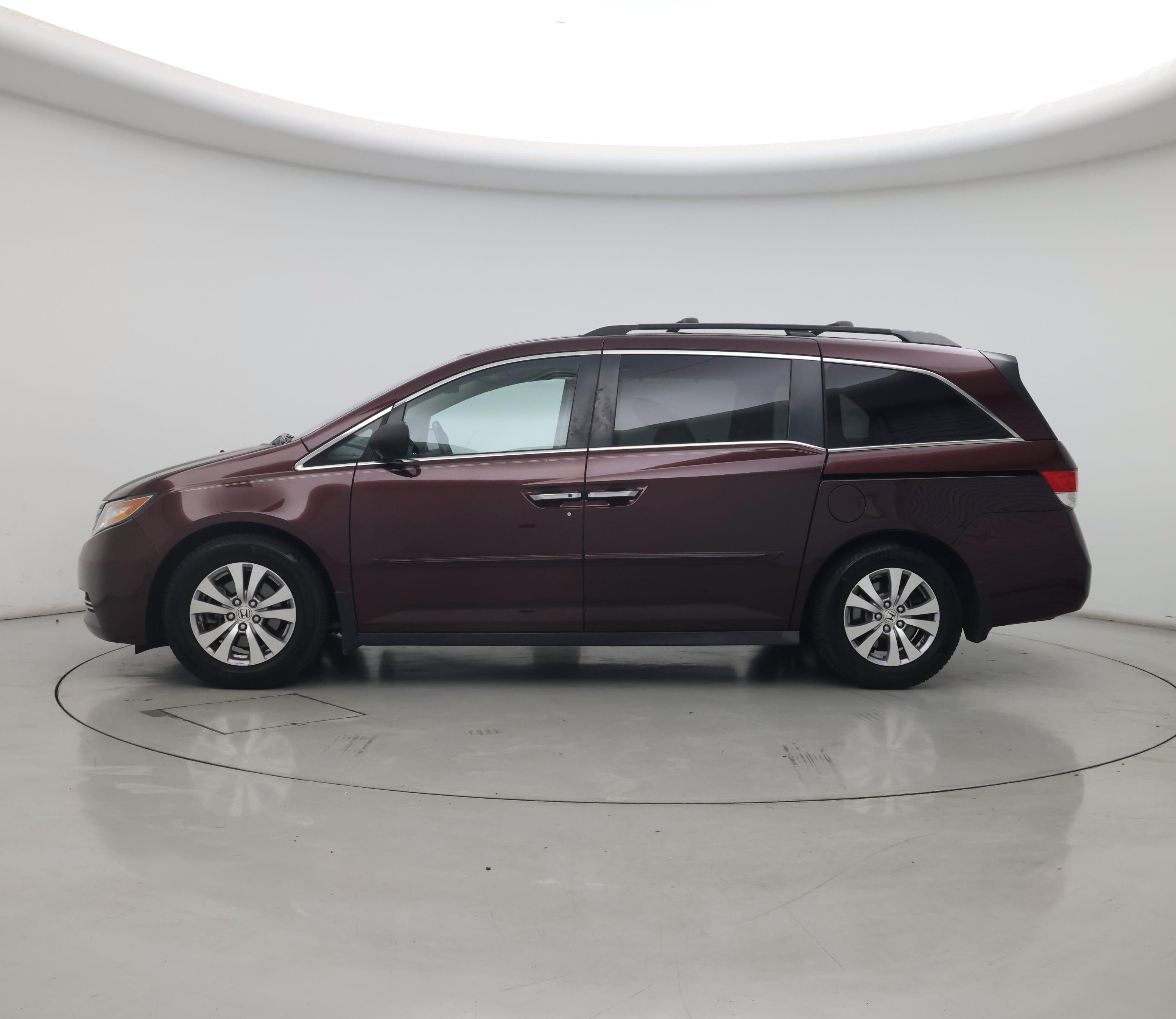 Thumbnail: 2015 Honda Odyssey - 3