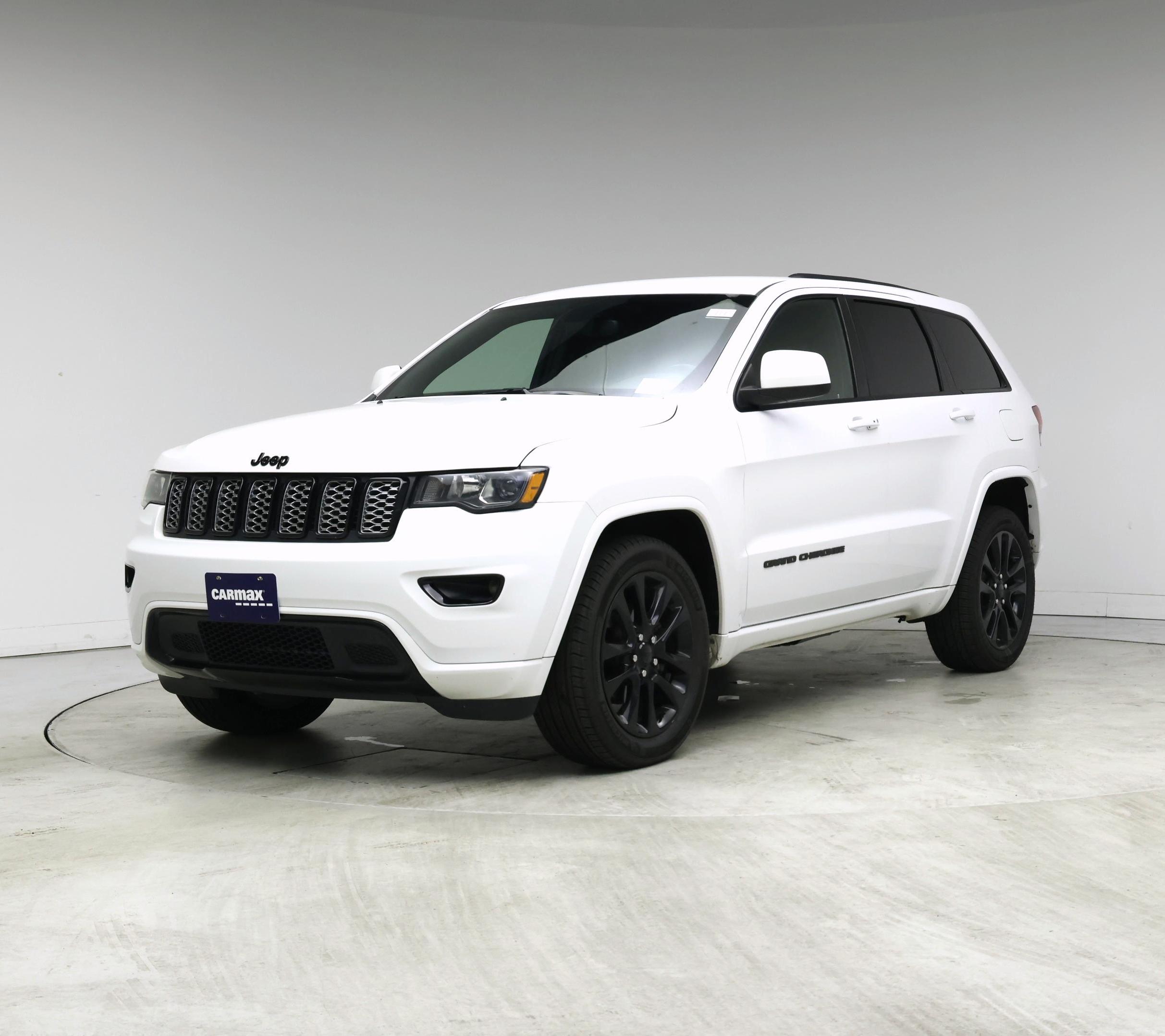 Thumbnail: 2018 Jeep Grand Cherokee - 4