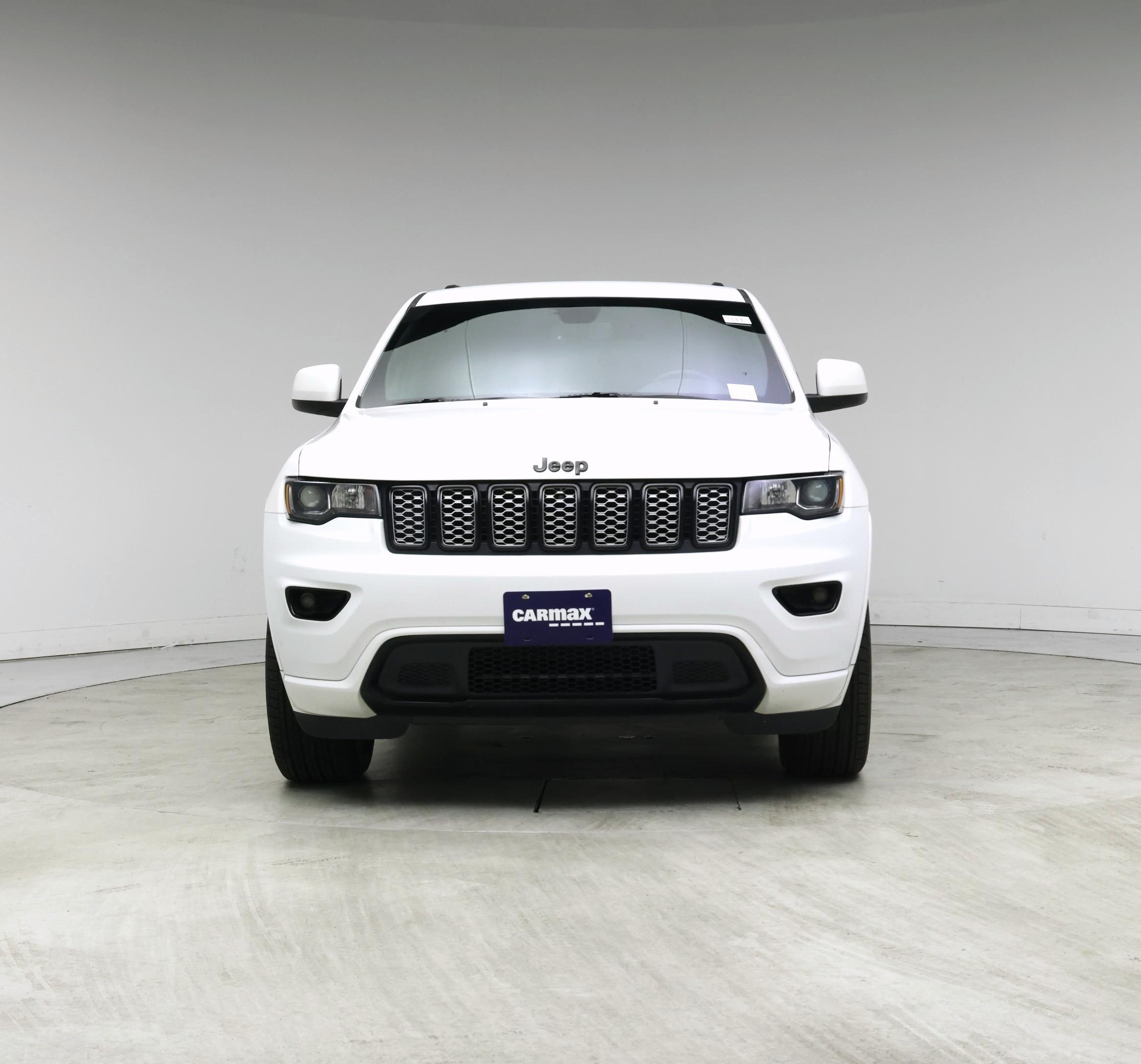 Thumbnail: 2018 Jeep Grand Cherokee - 5