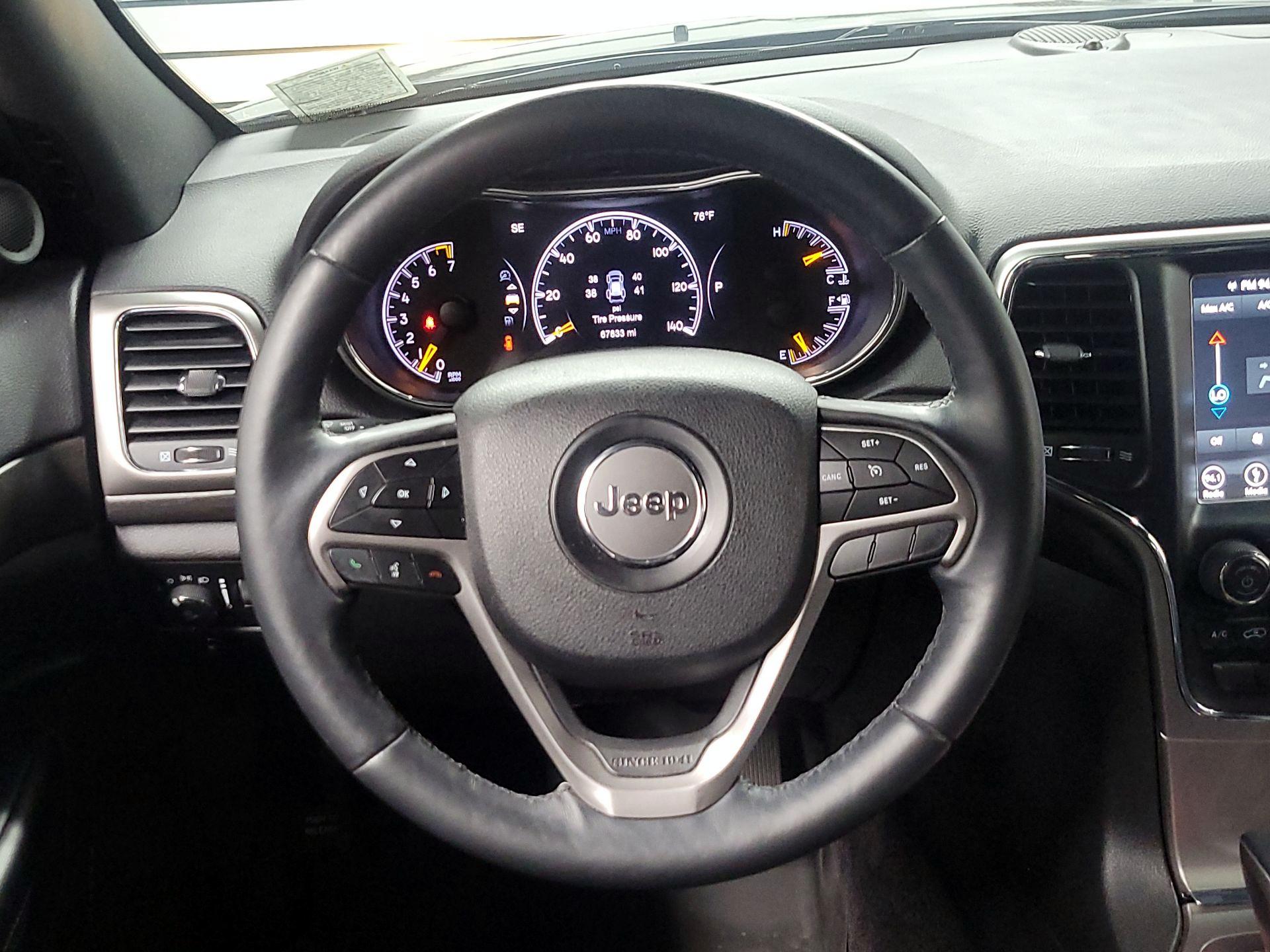 Thumbnail: 2018 Jeep Grand Cherokee - 10