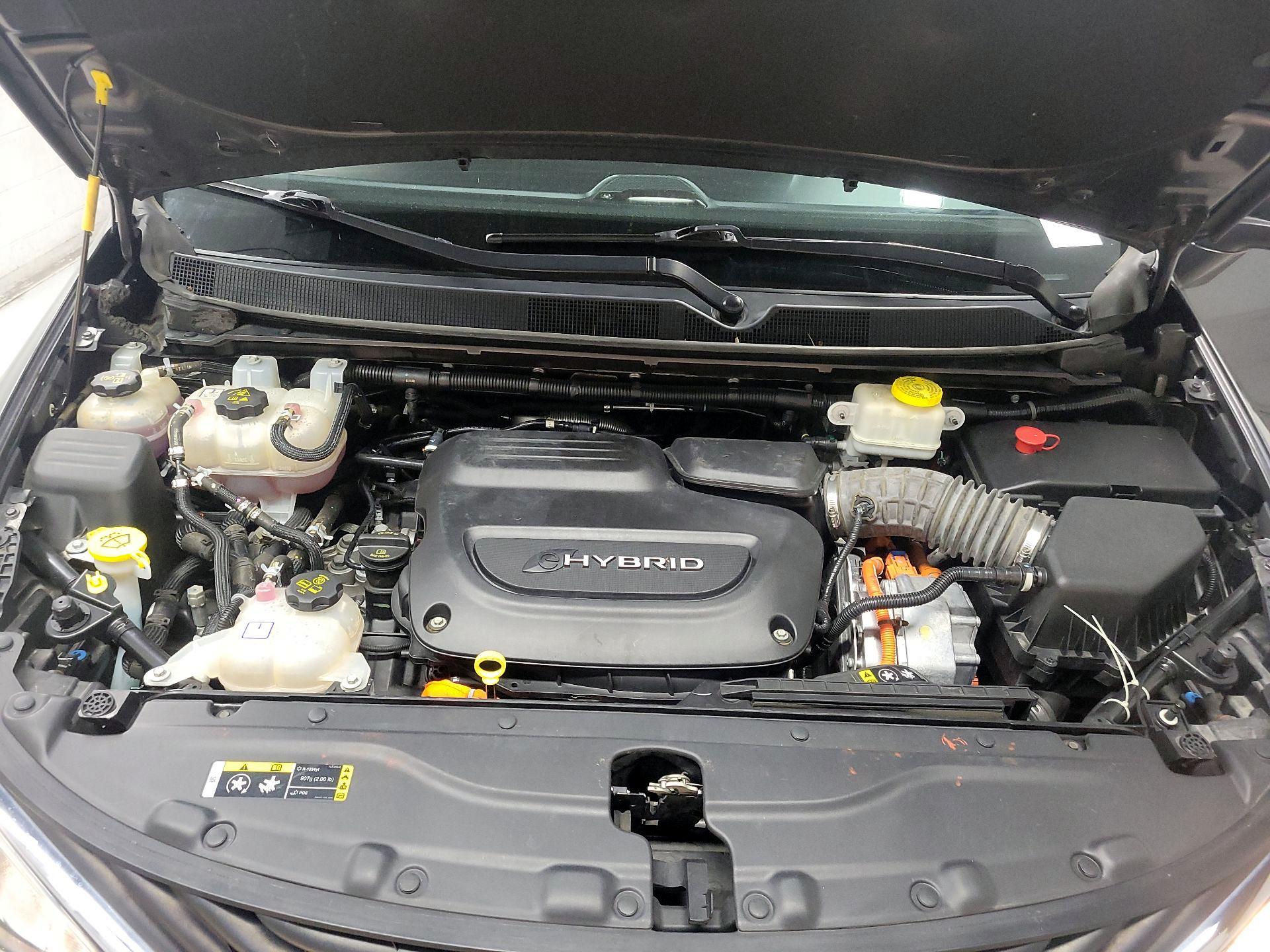 Thumbnail: 2018 Chrysler Pacifica - 20