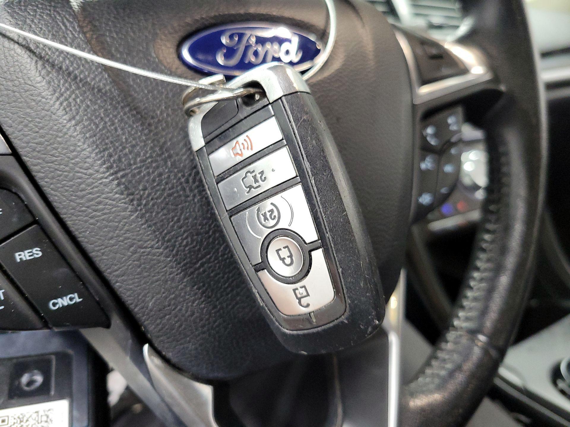 Thumbnail: 2017 Ford Fusion - 20