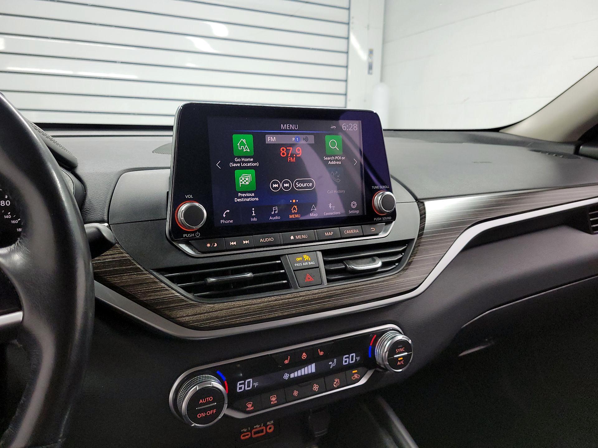 Thumbnail: 2019 Nissan Altima - 15