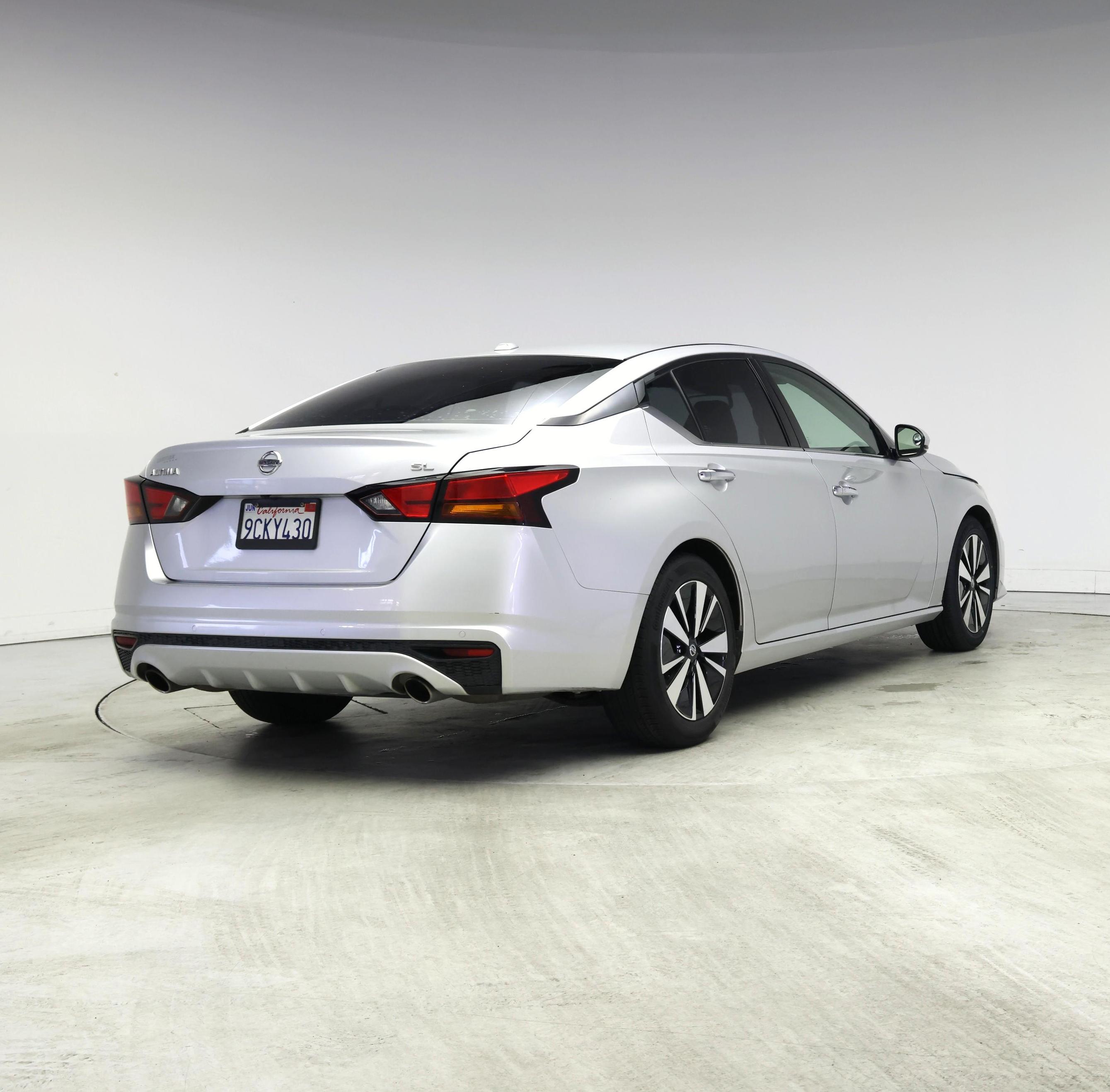 Thumbnail: 2019 Nissan Altima - 8