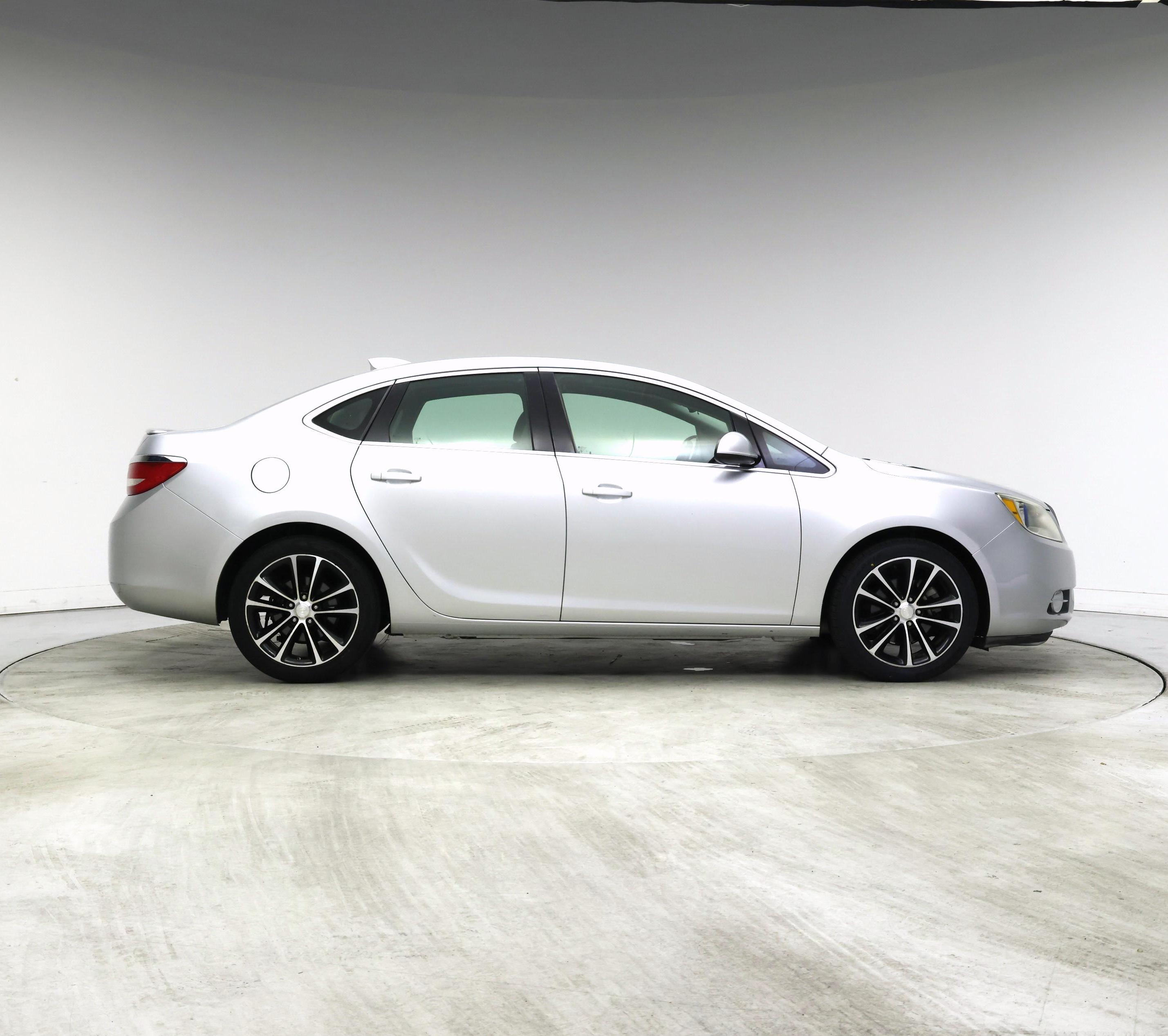 Thumbnail: 2016 Buick Verano - 7