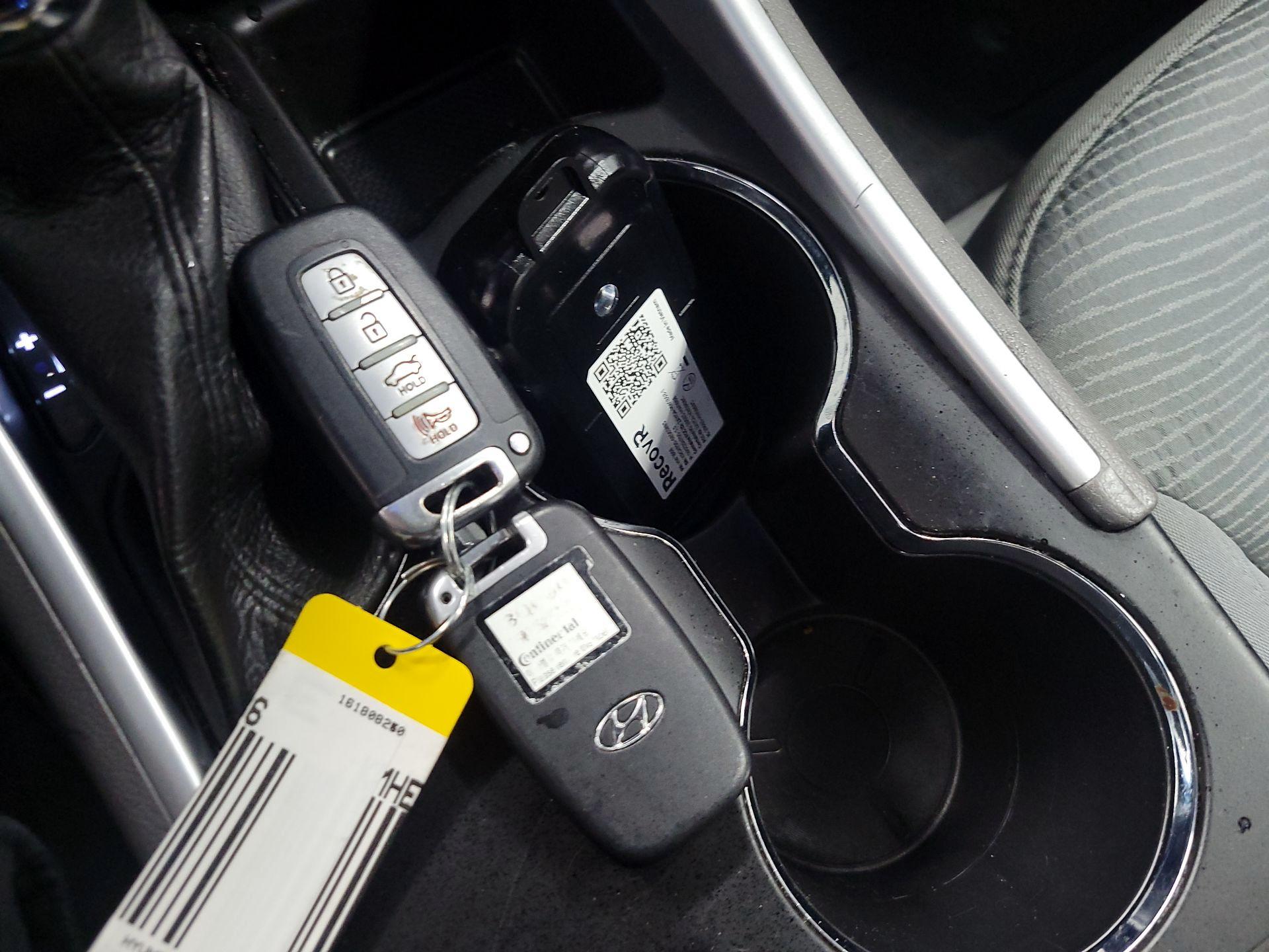 Thumbnail: 2015 Hyundai Sonata - 19