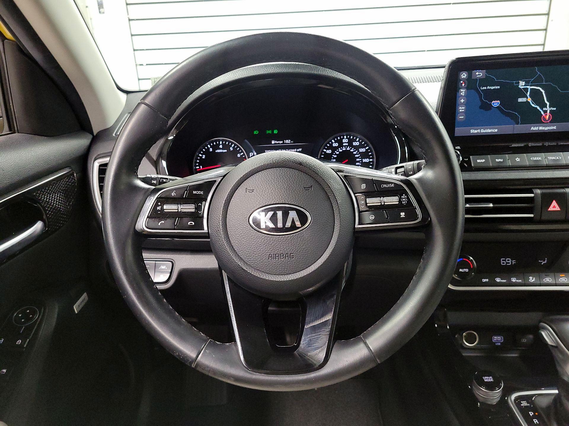 Thumbnail: 2021 Kia Seltos - 10