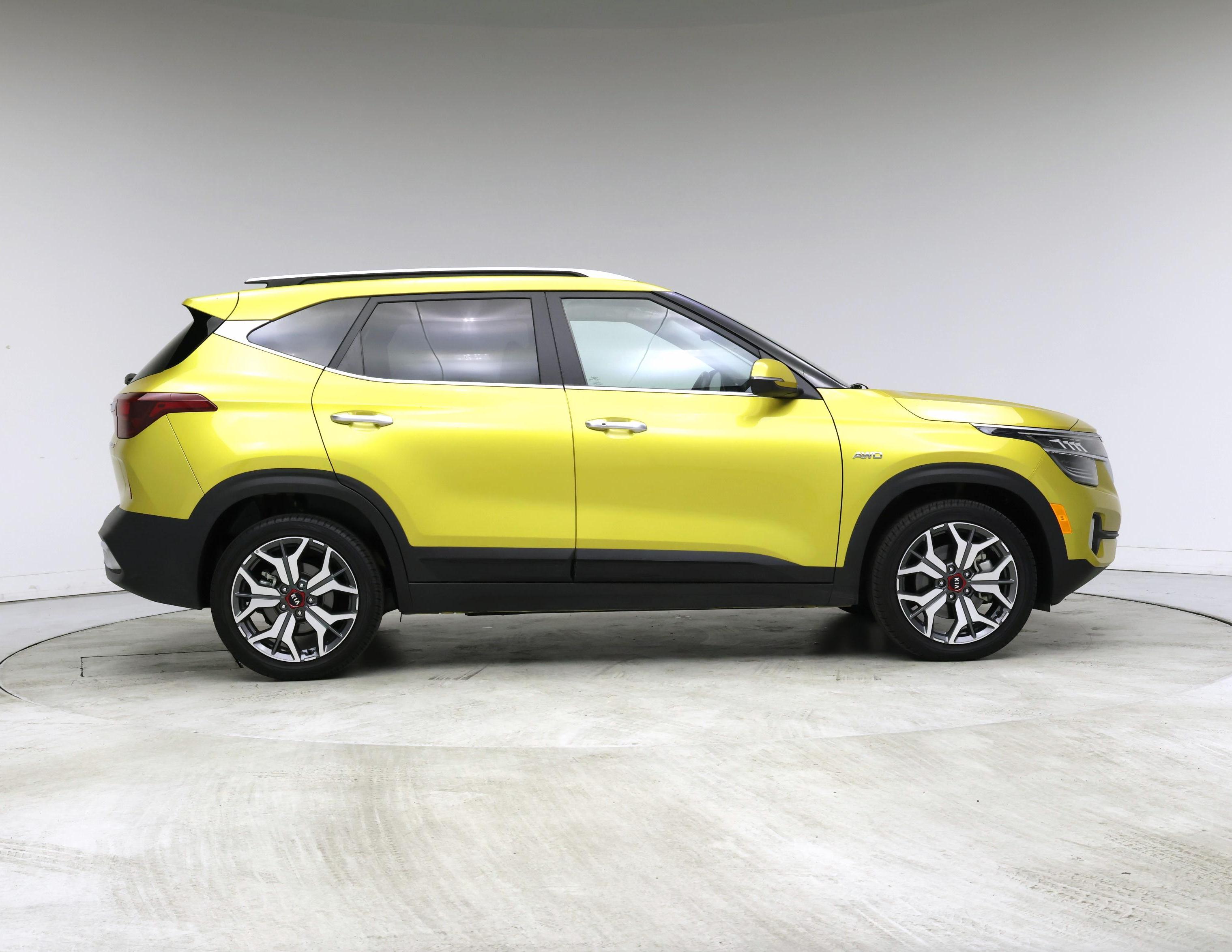 Thumbnail: 2021 Kia Seltos - 7