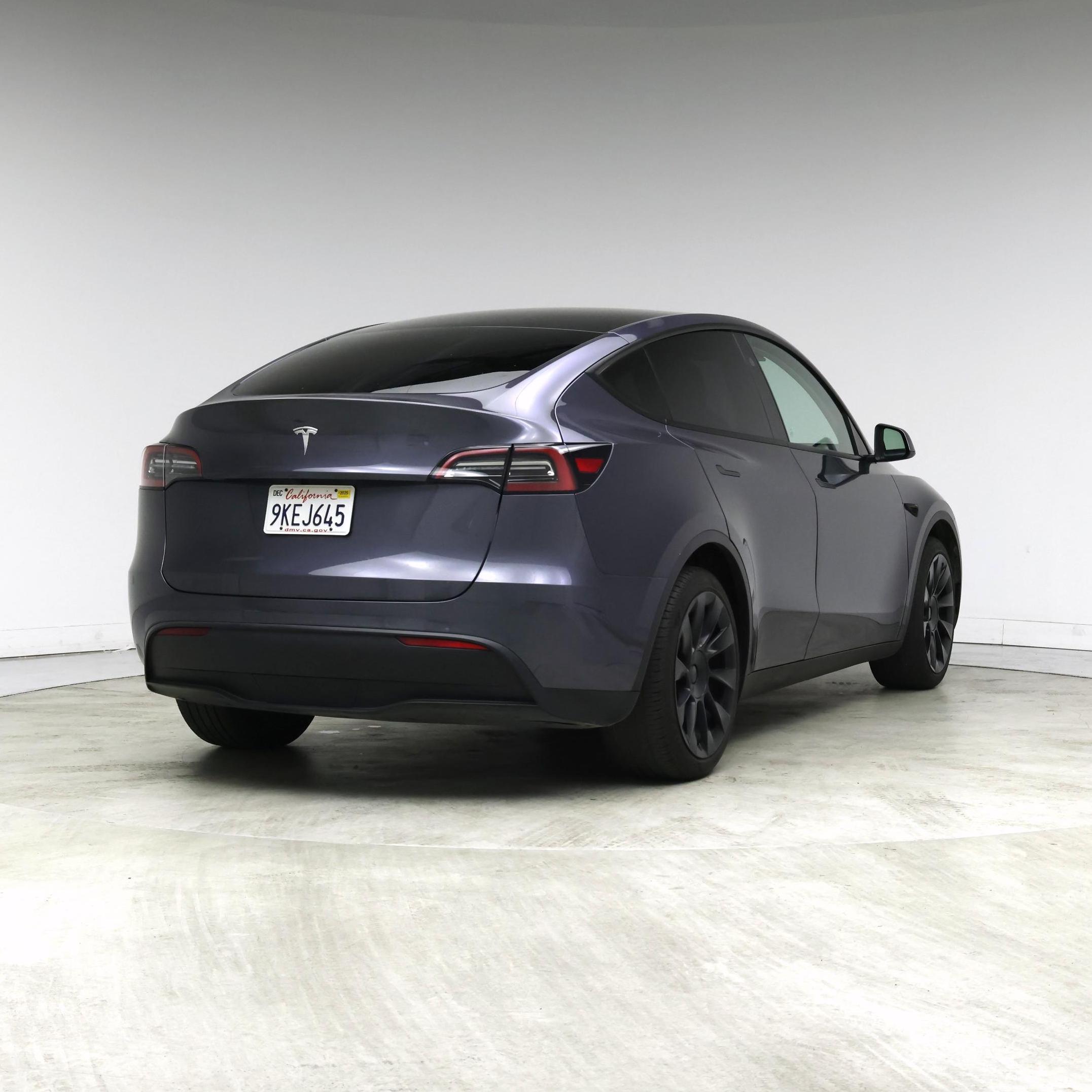 Thumbnail: 2023 Tesla Model Y - 8