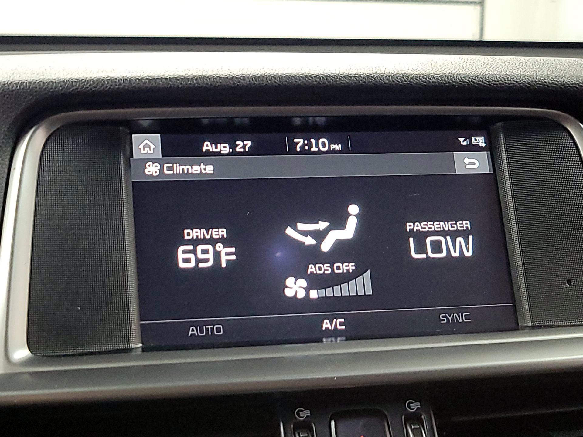 Thumbnail: 2019 Kia Optima - 14